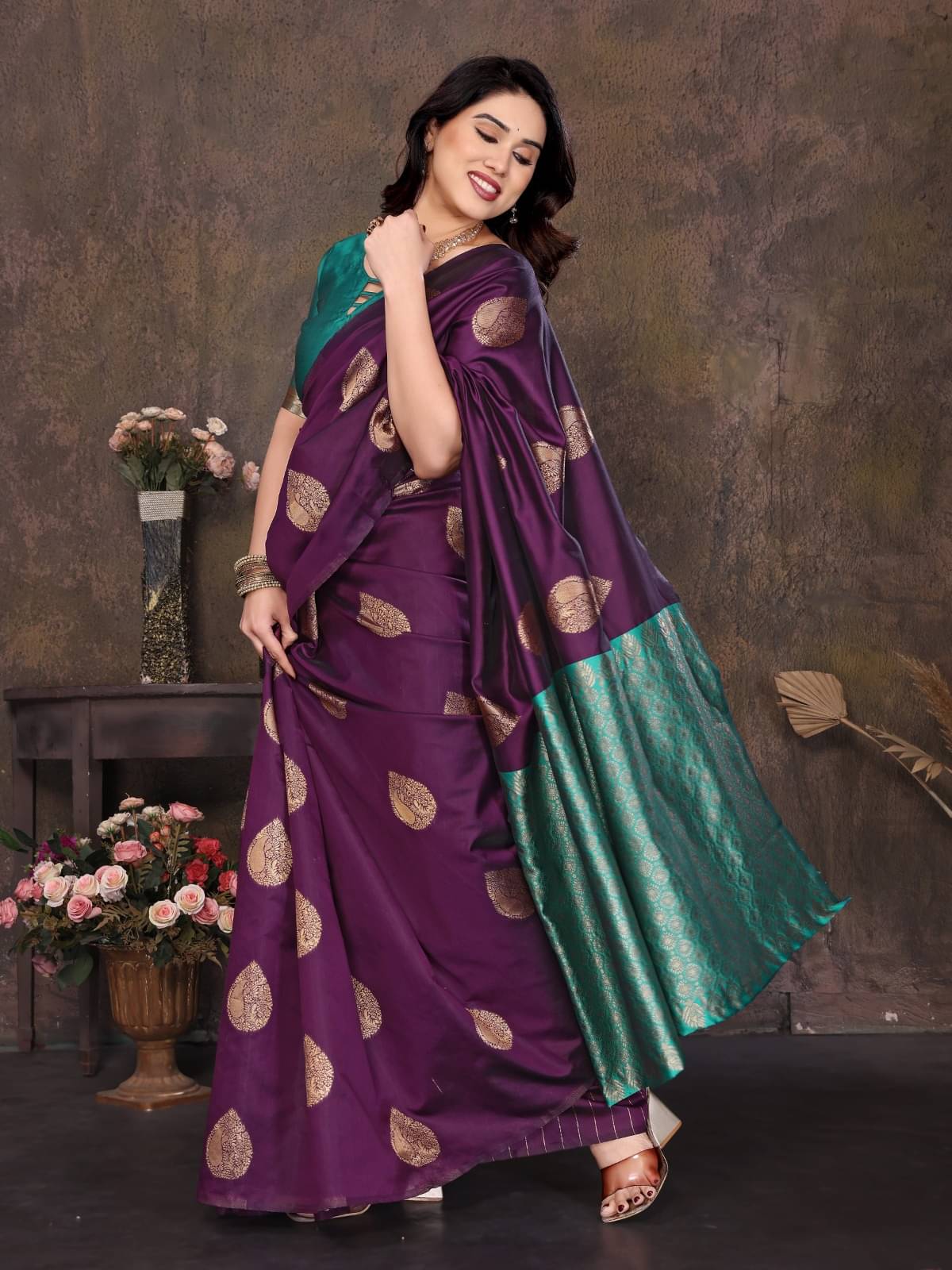 DIKONA DESIGNER Banarasi Silk Woven Saree With Unstitched Blouse Piece ( Wine )     			DIKONA DESIGNER Banarasi Silk Woven Saree With Unstitched Blouse Piece ( Wine )