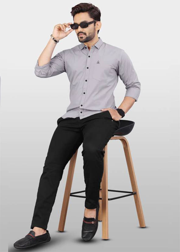 KITWELL Cotton Blend Regular Fit Solids Full Sleeves Men's Casual Shirt - Grey ( Pack of 1 ) KITWELL Cotton Blend Regular Fit Solids Full Sleeves Men's Casual Shirt - Grey ( Pack of 1 )