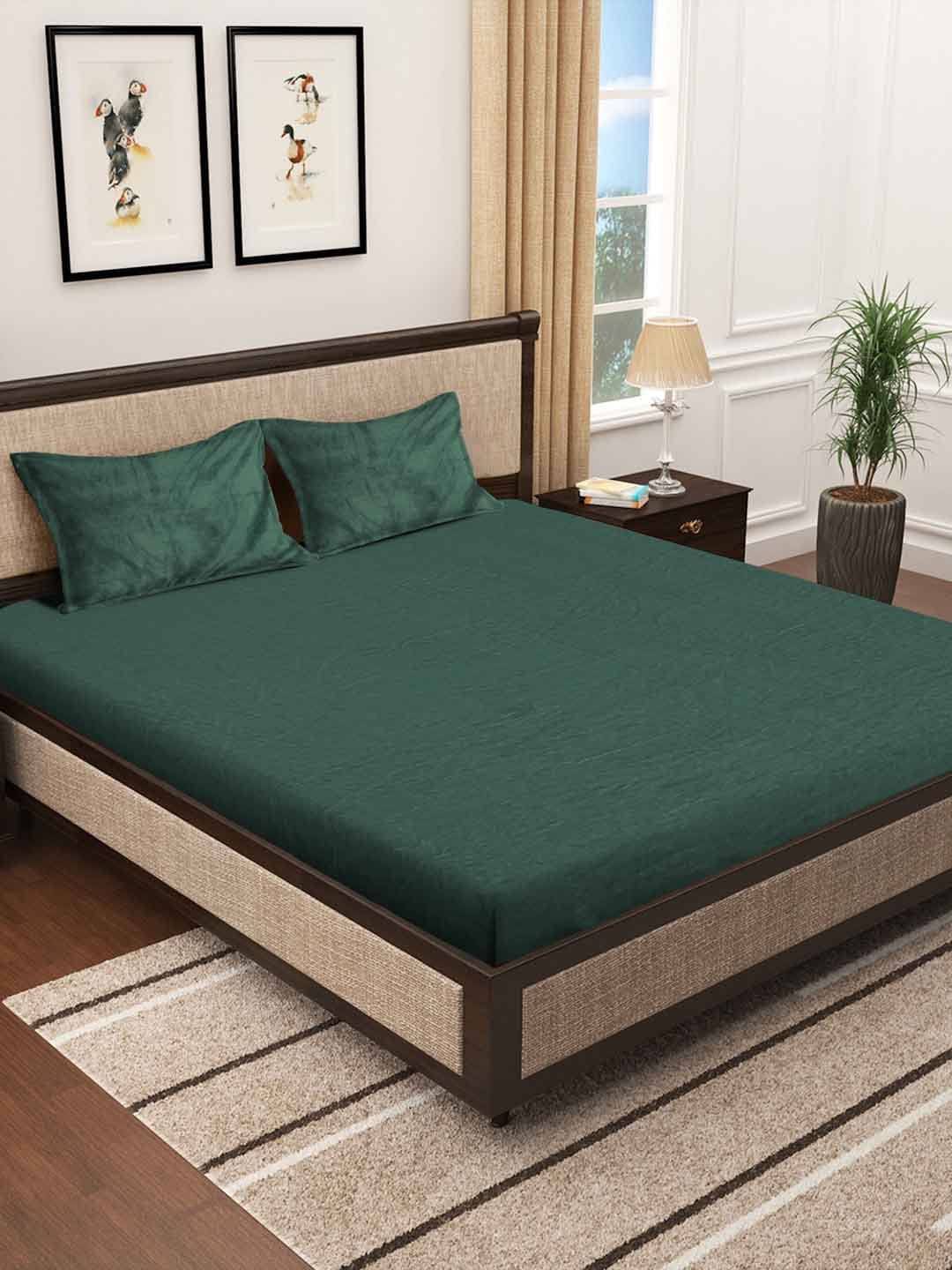     			Klotthe Woollen 1 Double King Bedsheet with 2 Pillow Covers ( Green )