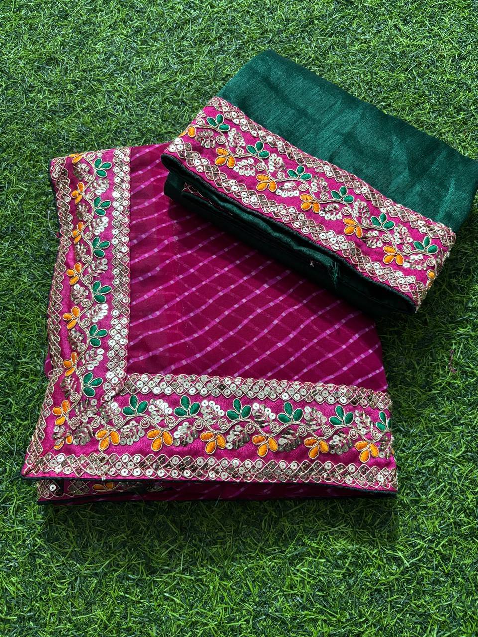 Nil Madhav Art Georgette Printed Saree With Unstitched Blouse Piece ( Pink ) Nil Madhav Art Georgette Printed Saree With Unstitched Blouse Piece ( Pink )