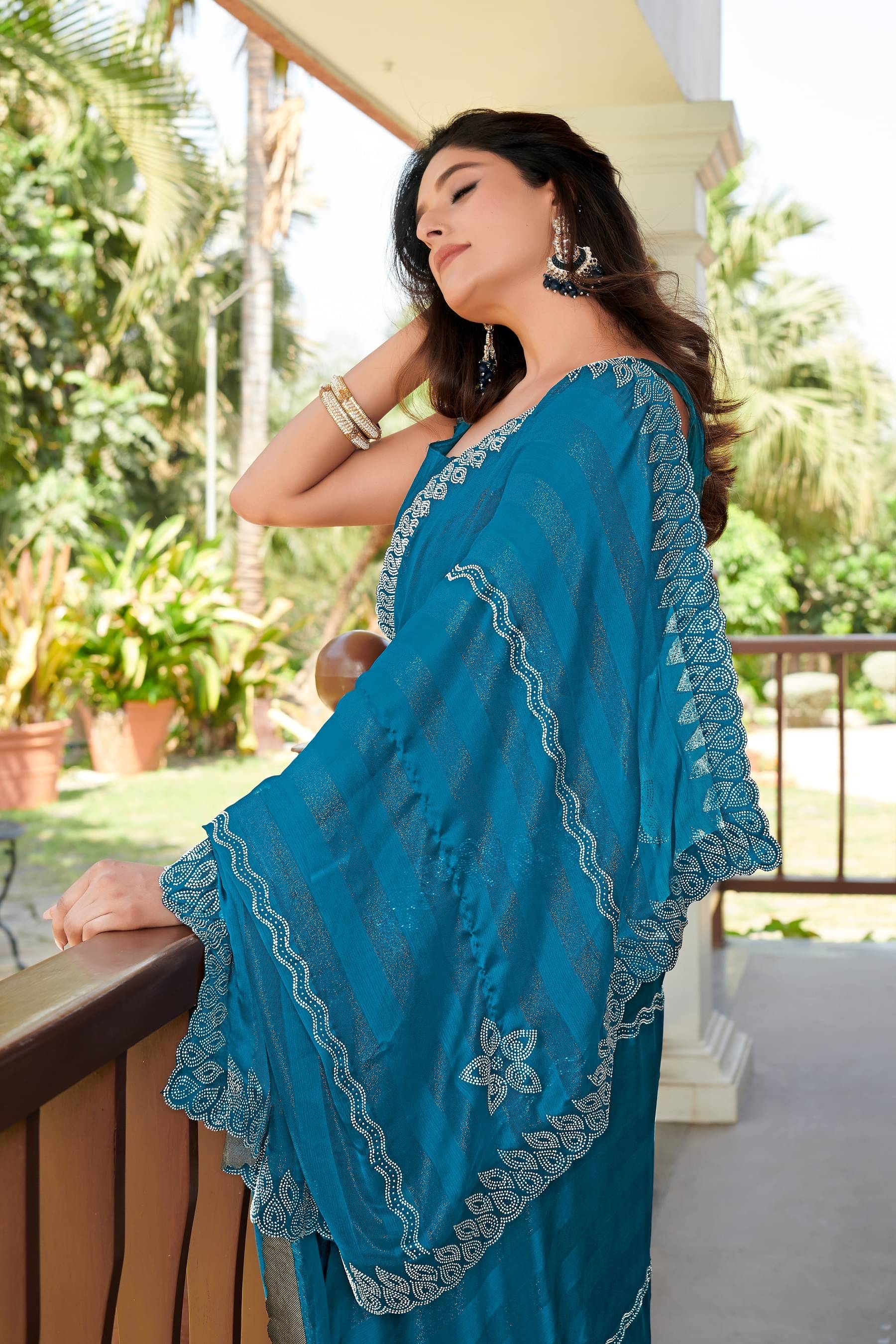 VEERAIVA Chiffon Embellished Saree With Unstitched Blouse Piece ( Navy Blue ) VEERAIVA Chiffon Embellished Saree With Unstitched Blouse Piece ( Navy Blue )