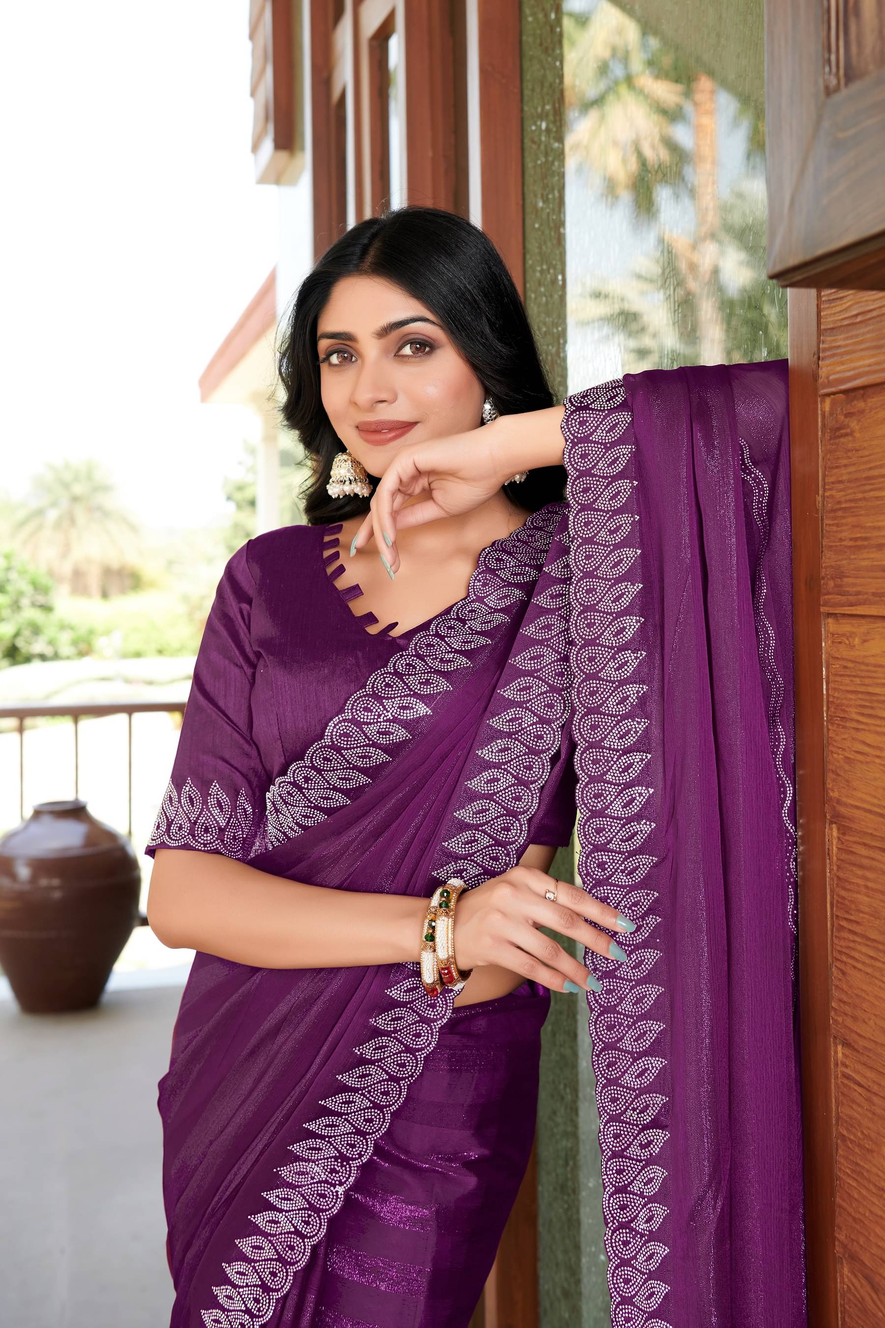 VEERAIVA Chiffon Embellished Saree With Unstitched Blouse Piece ( Magenta ) VEERAIVA Chiffon Embellished Saree With Unstitched Blouse Piece ( Magenta )