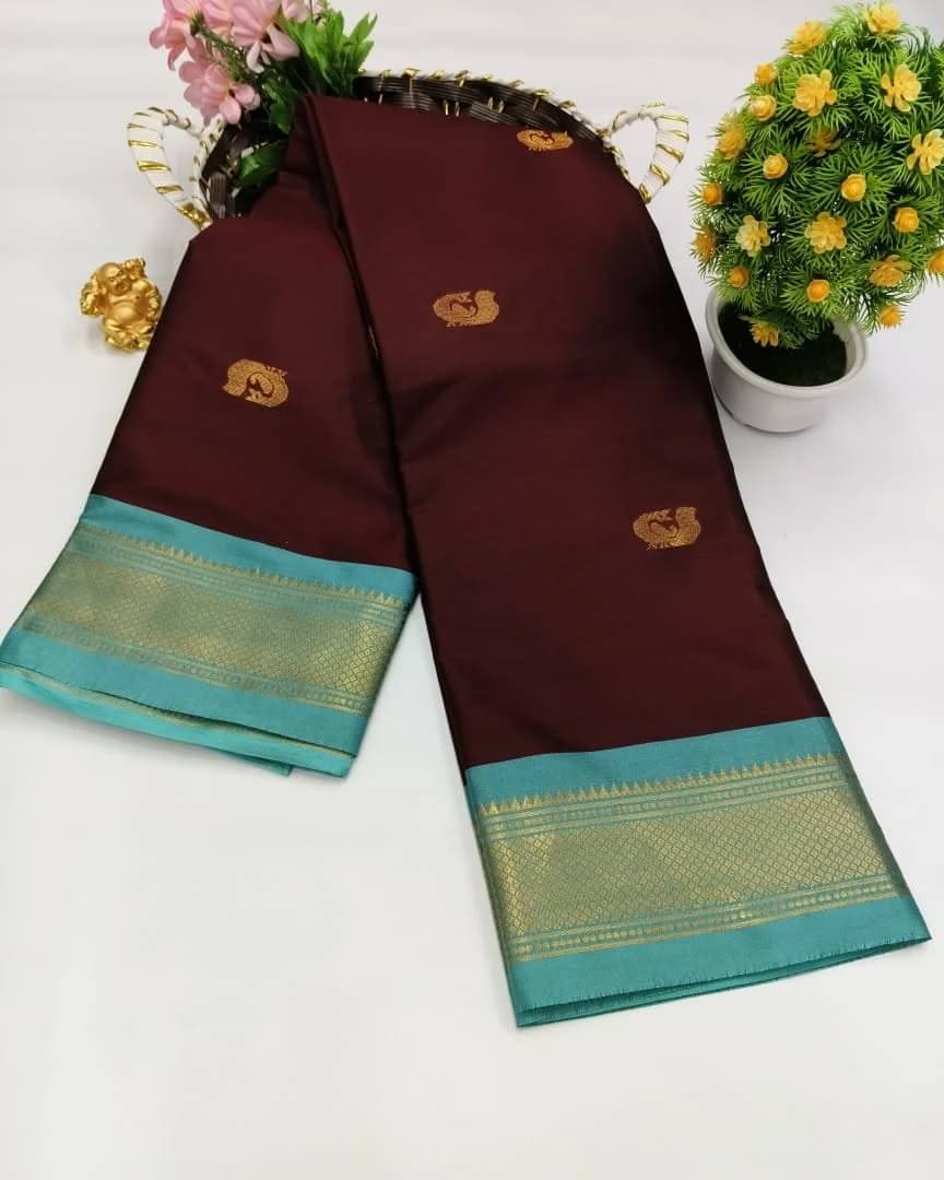 A TO Z CART Cotton Silk Woven Saree With Unstitched Blouse Piece ( Wine ) A TO Z CART Cotton Silk Woven Saree With Unstitched Blouse Piece ( Wine )