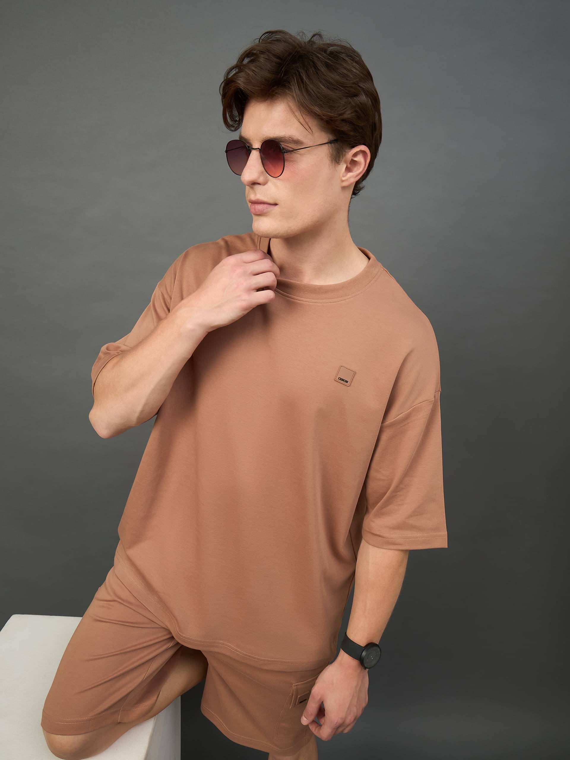     			Club York Cotton Blend Oversized Fit Solid Half Sleeves Men's Round T-Shirt - Brown ( Pack of 1 )