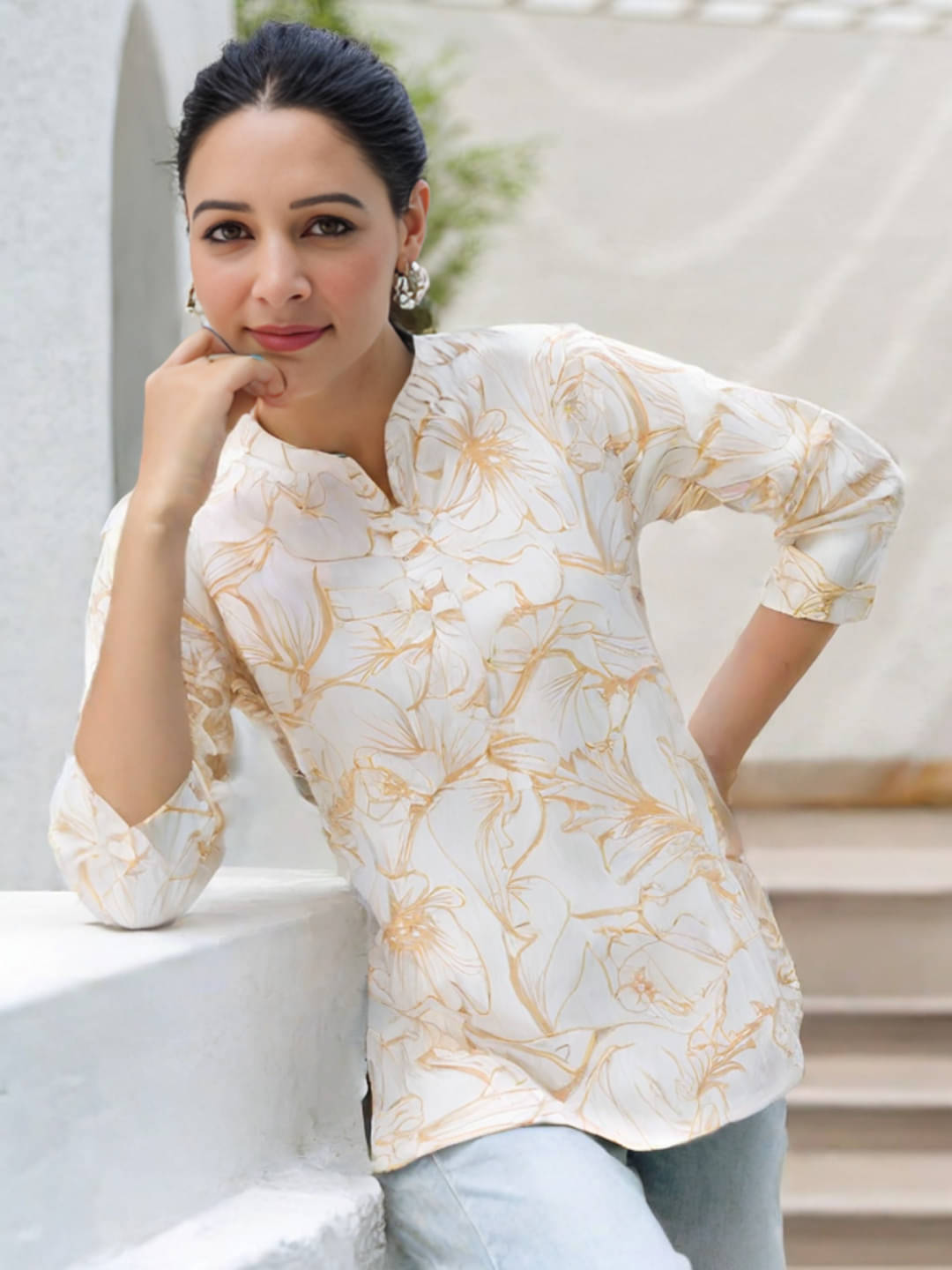 MAYKR Pack of 1 Cotton Printed Straight Women's Kurti - ( Yellow )     			MAYKR Pack of 1 Cotton Printed Straight Women's Kurti - ( Yellow )