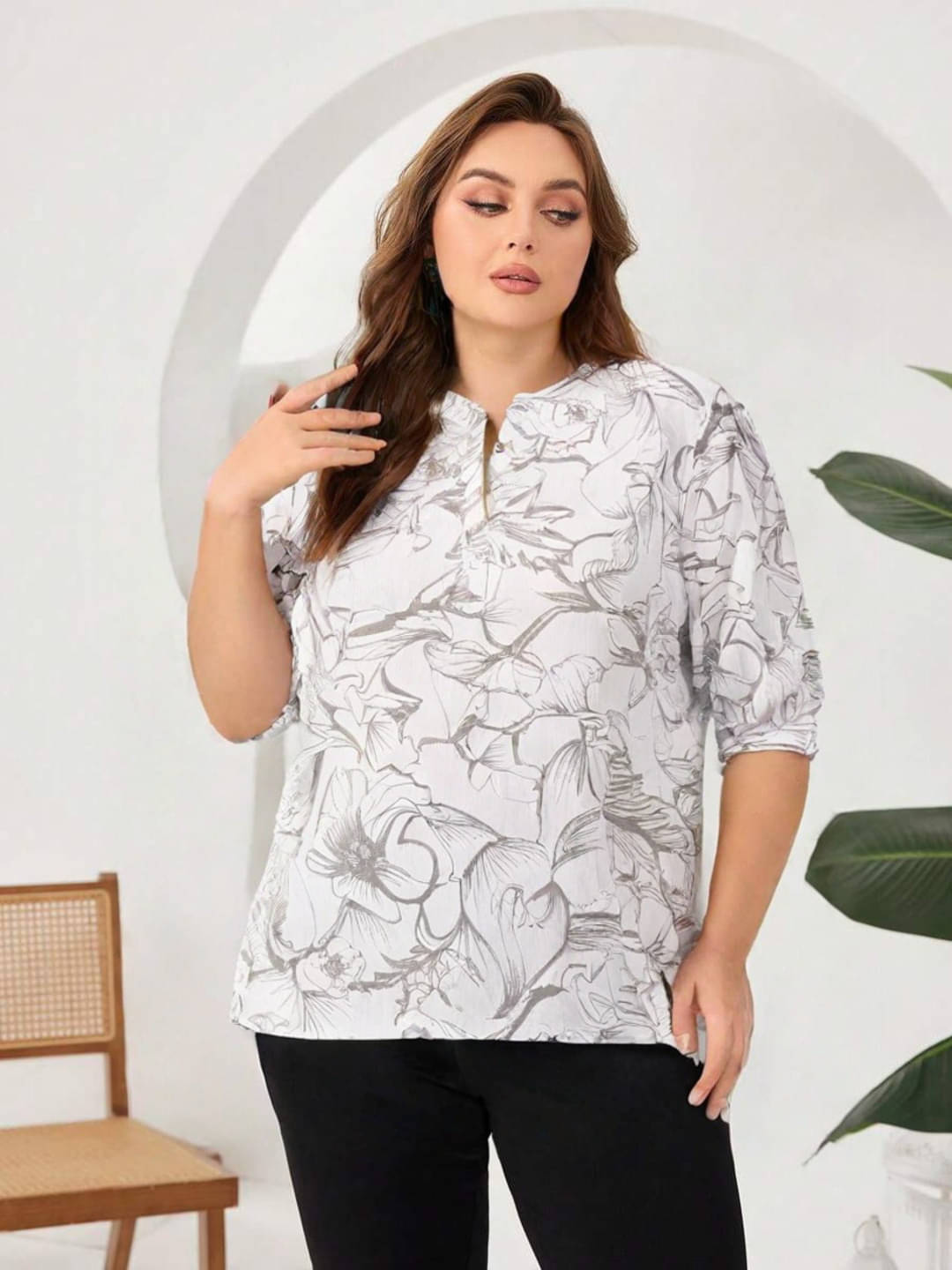     			PLUS PARADISE Pack of 1 Cotton Printed Straight Women's Kurti - ( Grey )