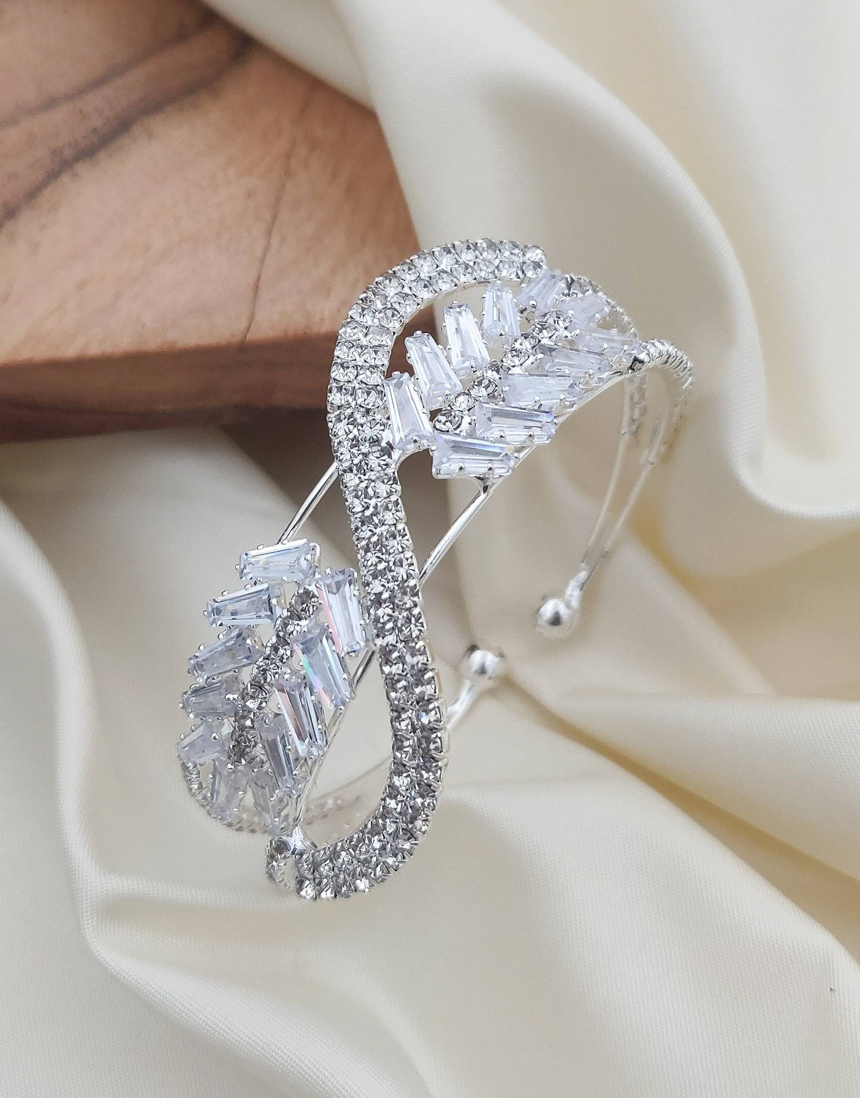     			RANEM Silver Bracelet ( Pack of 1 )