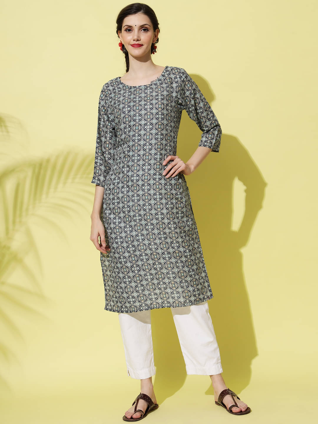     			Sitaram Designer Pack of 1 Cotton Embellished Straight Women's Kurti - ( Teal )