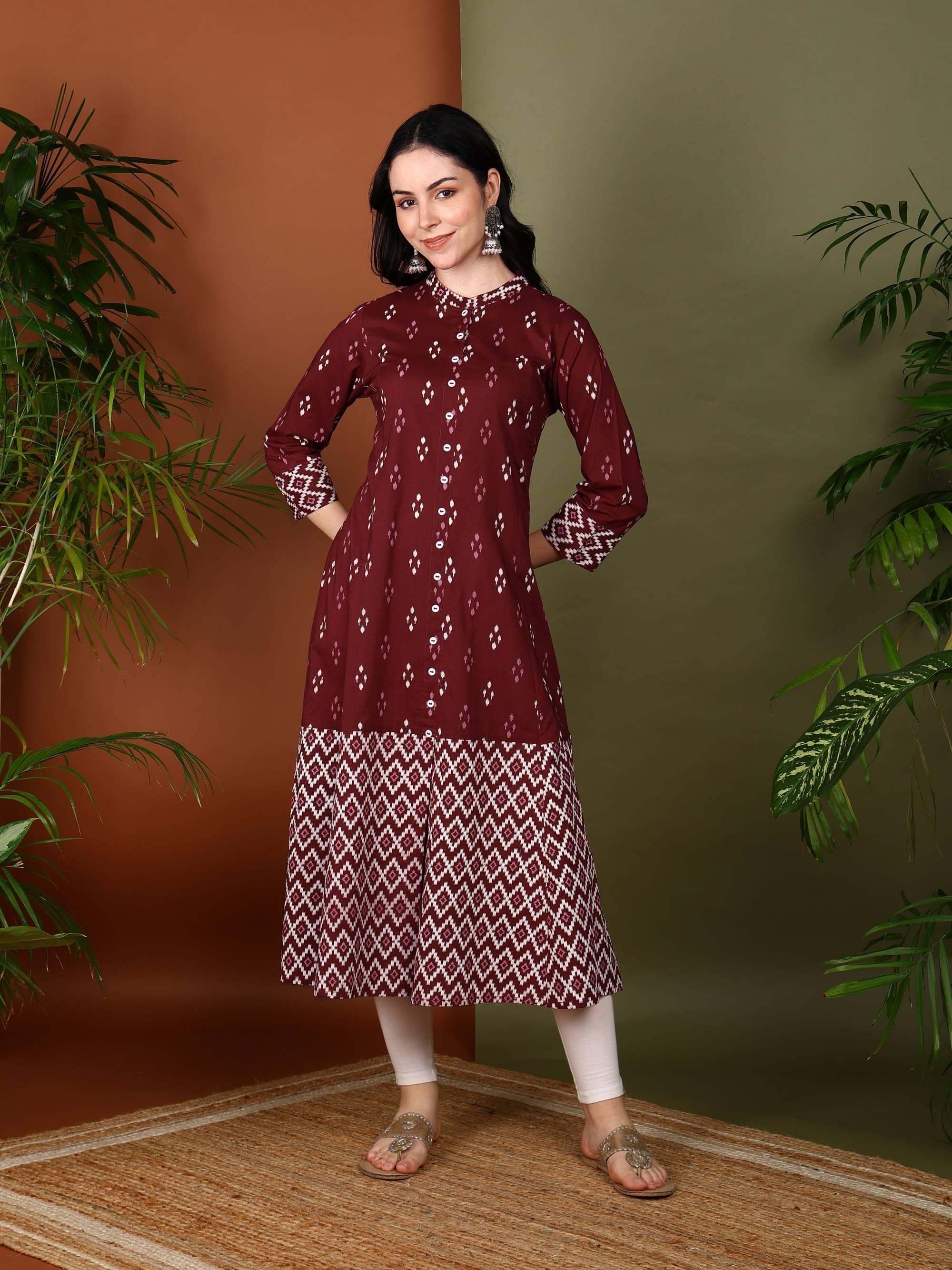     			Yash Gallery Pack of 1 Cotton Printed Front Slit Women's Kurti - ( Maroon )