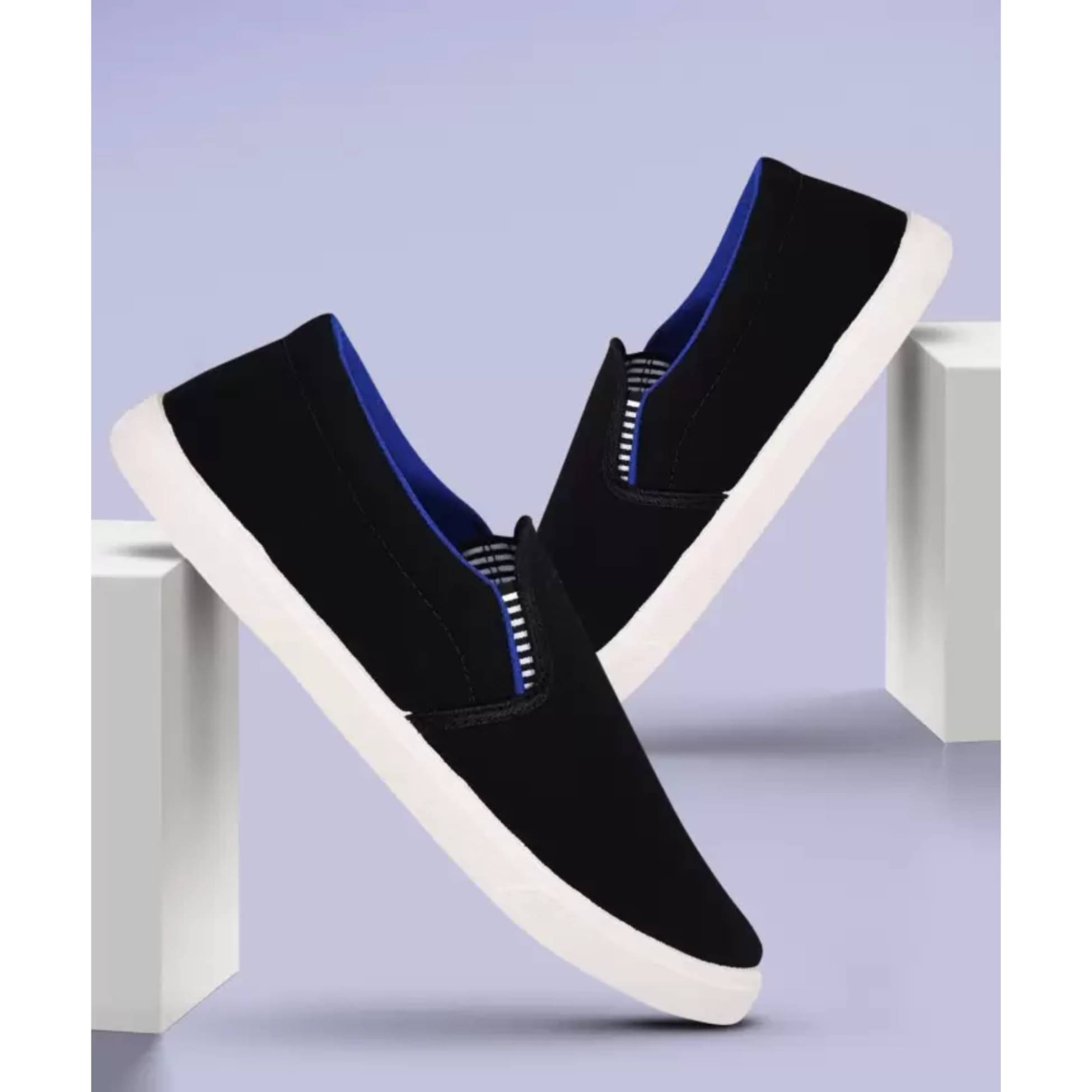     			hotstyle PILOT Black Men's Sneakers