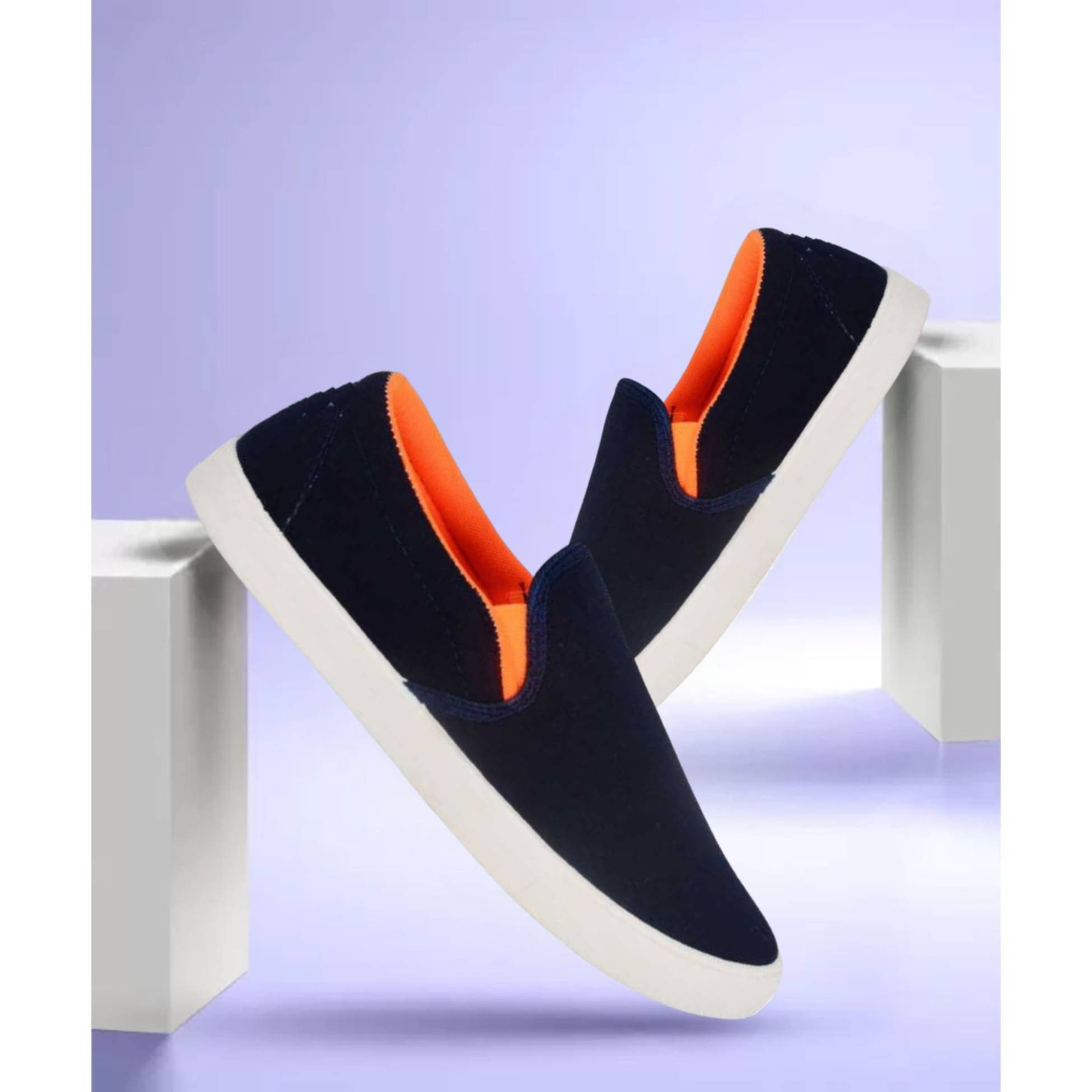    			hotstyle PILOT Orange Men's Sneakers