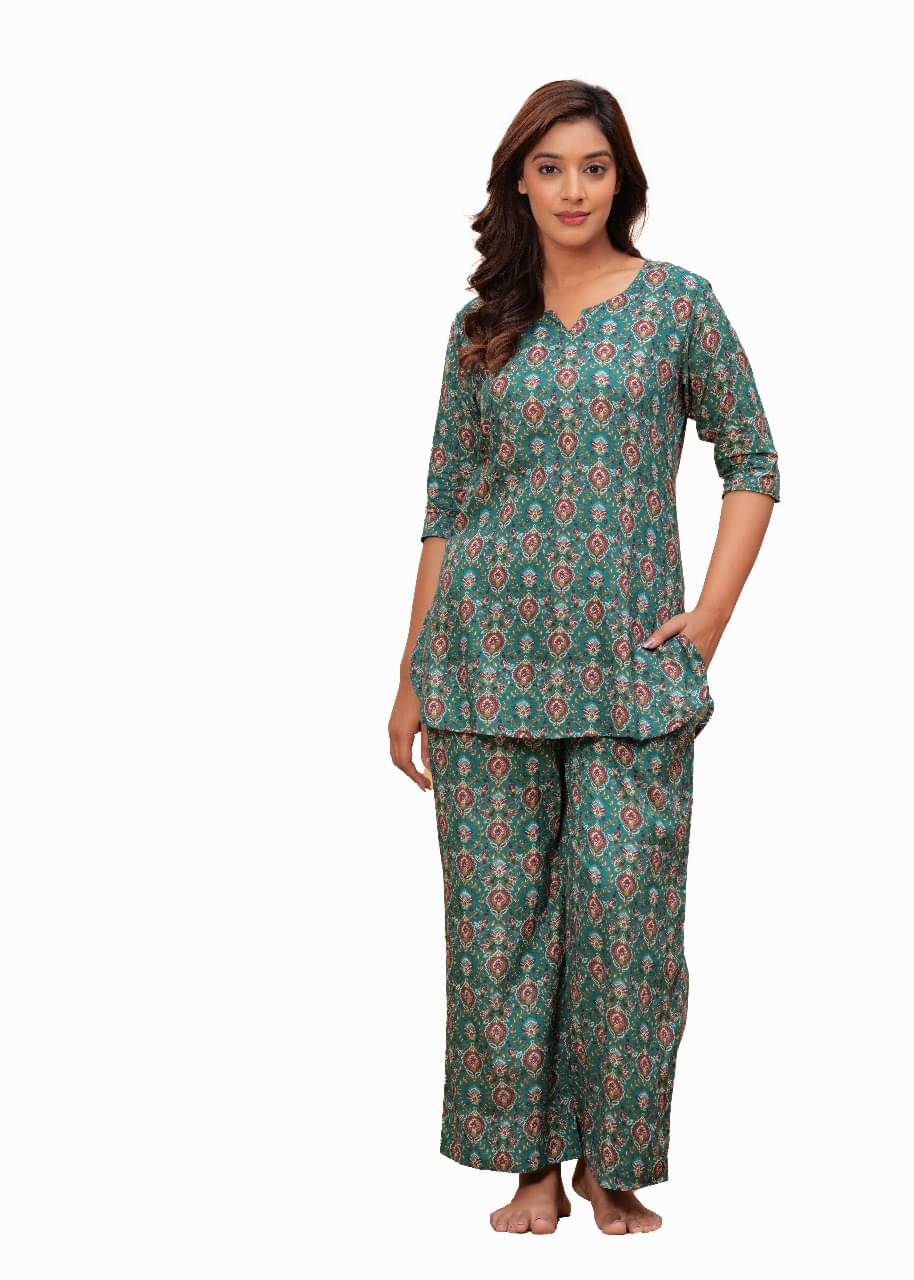     			Fasnesio Women Printed Kurta With Palazzos Co-Ord Set ( Green )
