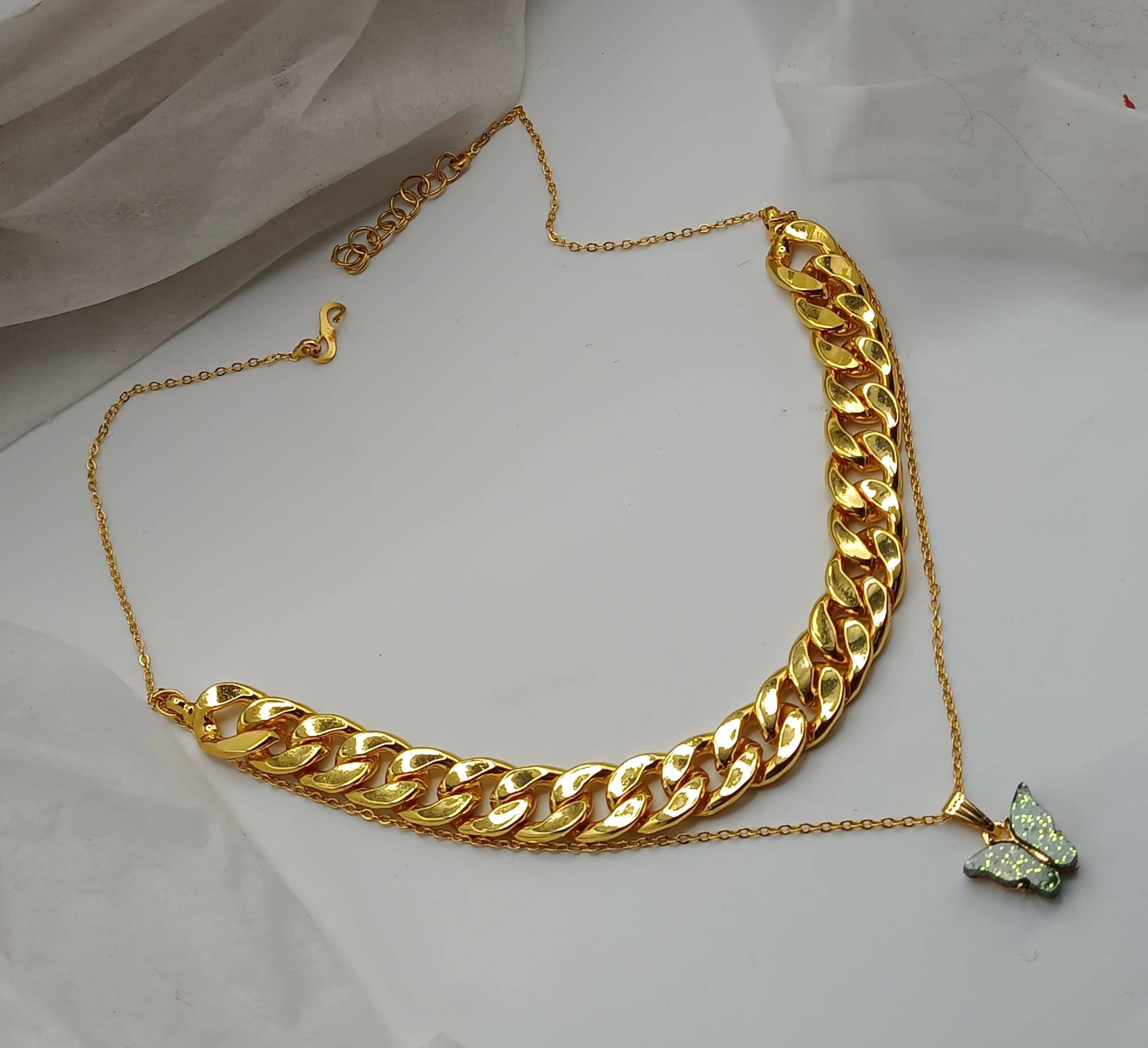     			SHANKH-KRIVA Gold Metal Necklace ( Pack of 1 )