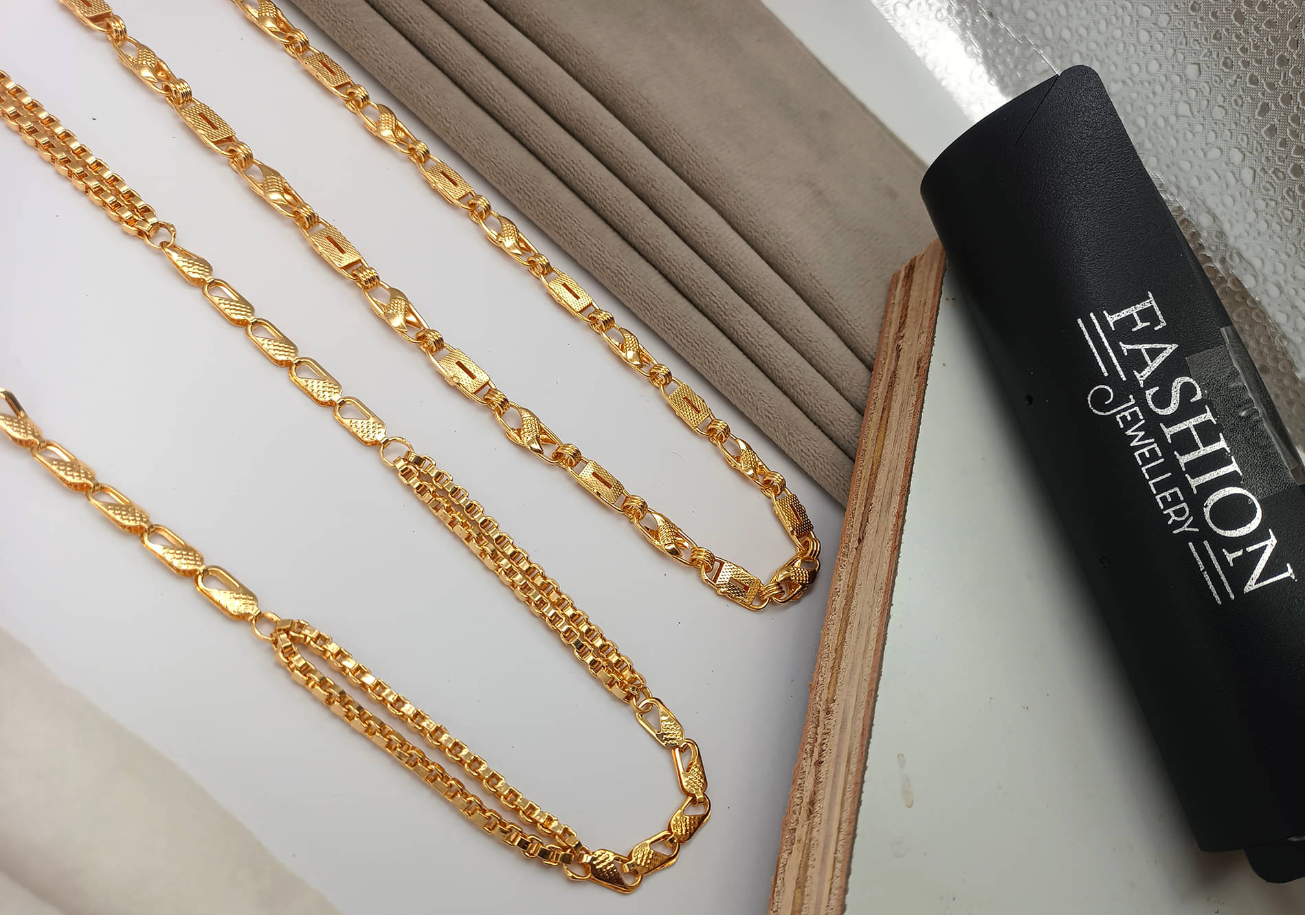 SHANKH-KRIVA Gold Plated Chain ( Set of 1 ) SHANKH-KRIVA Gold Plated Chain ( Set of 1 )