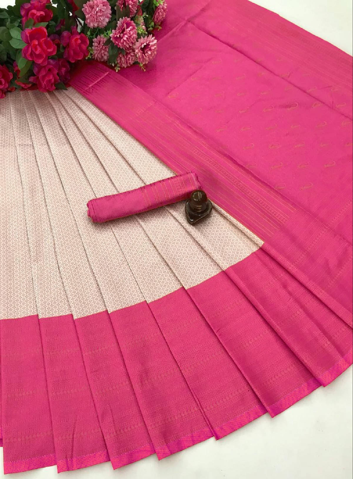     			Gazal Fashions Banarasi Silk Embellished Saree With Unstitched Blouse Piece ( Cream,Pink )