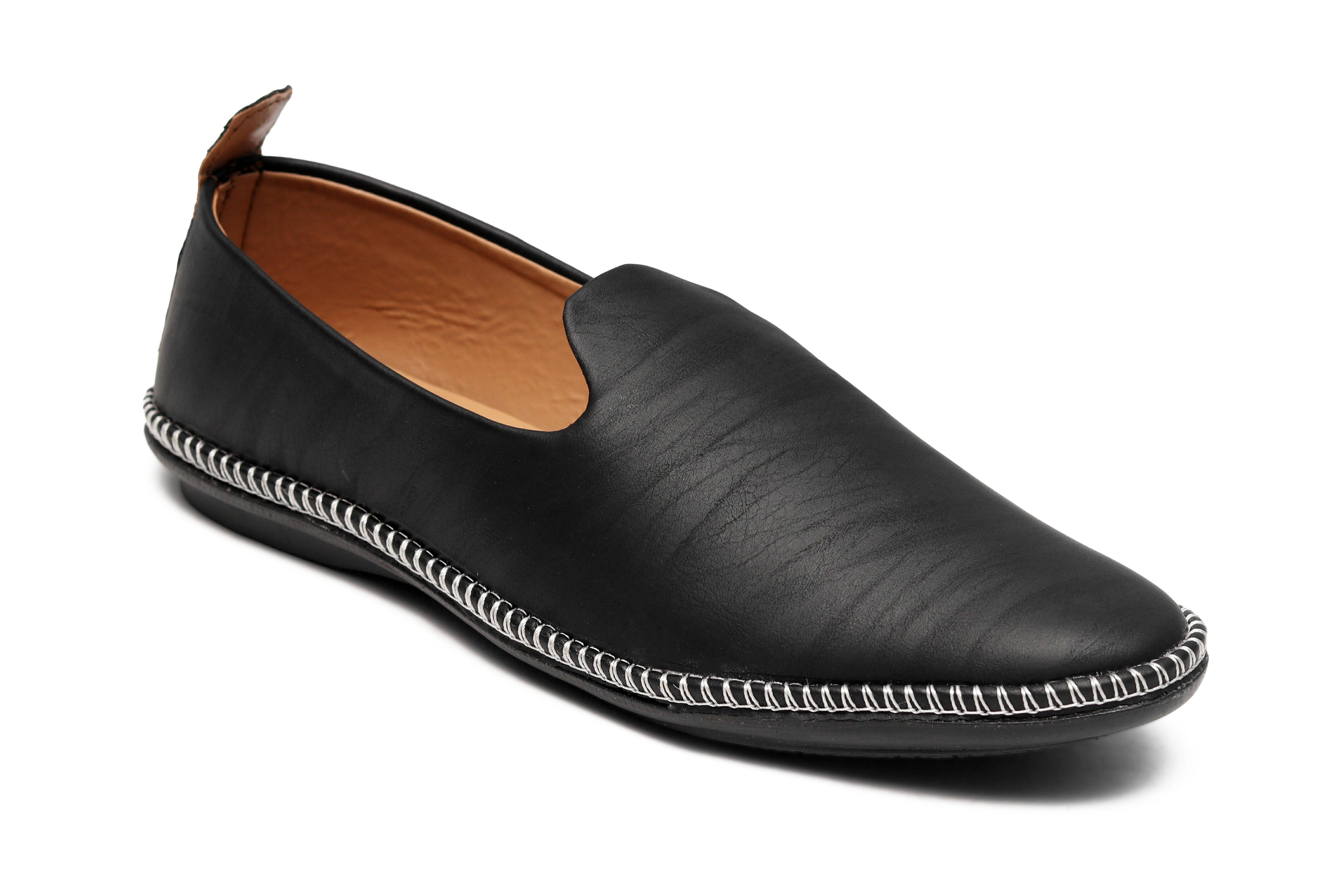     			Groofer Black Men's Slip on