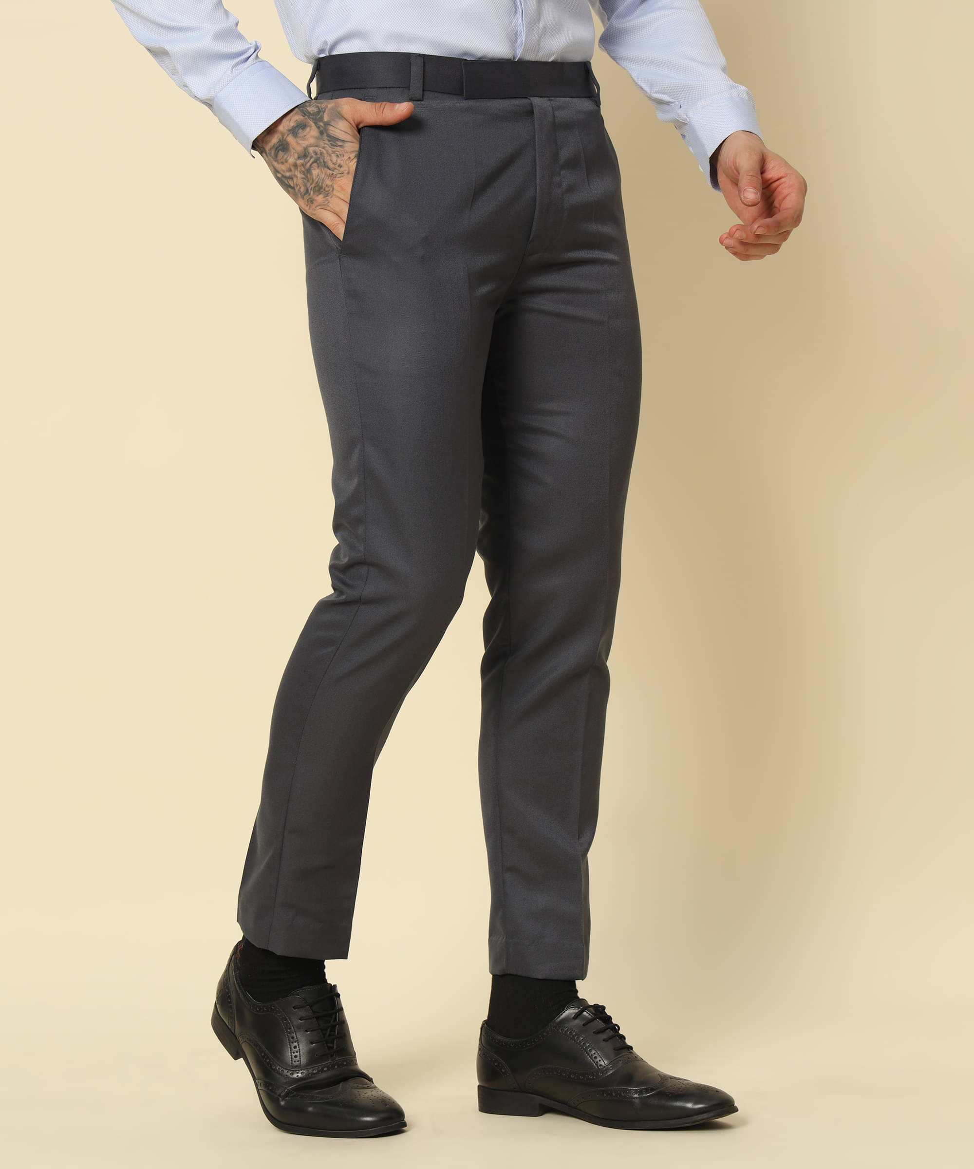     			BRYLES Regular Flat Men's Formal Trouser - Dark Grey ( Pack of 1 )