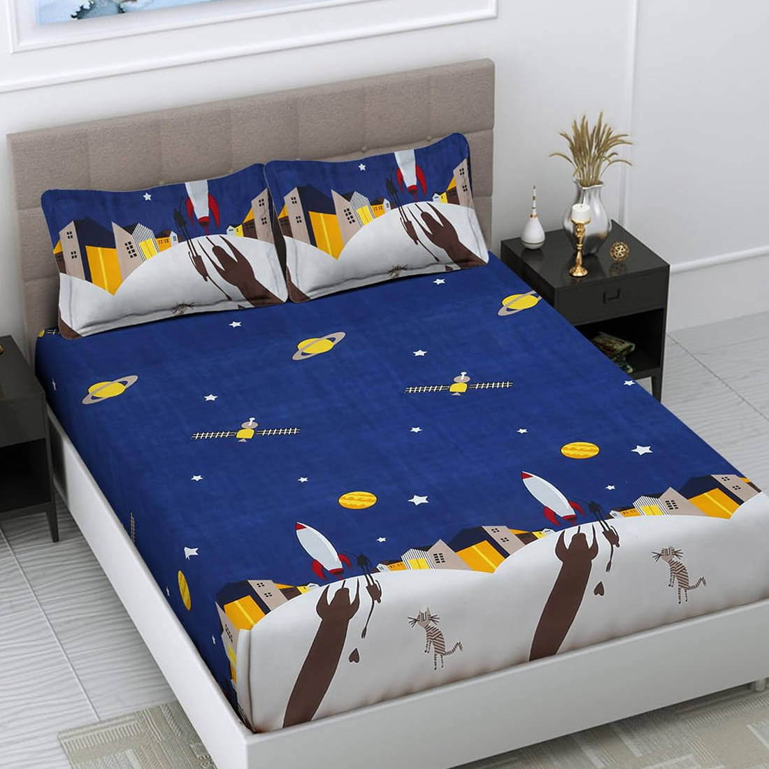     			PrettyKrafts Cotton 1 Double Bedsheet with 2 Pillow Covers ( Navy Blue )