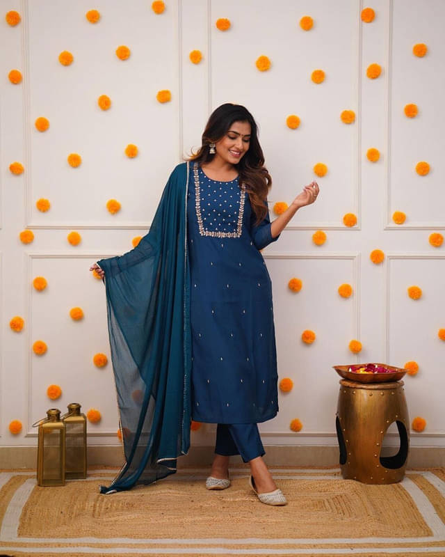     			Supar Sleave Chanderi Embroidered Kurti With Pants Women's Stitched Salwar Suit - Navy Blue ( Pack of 1 )