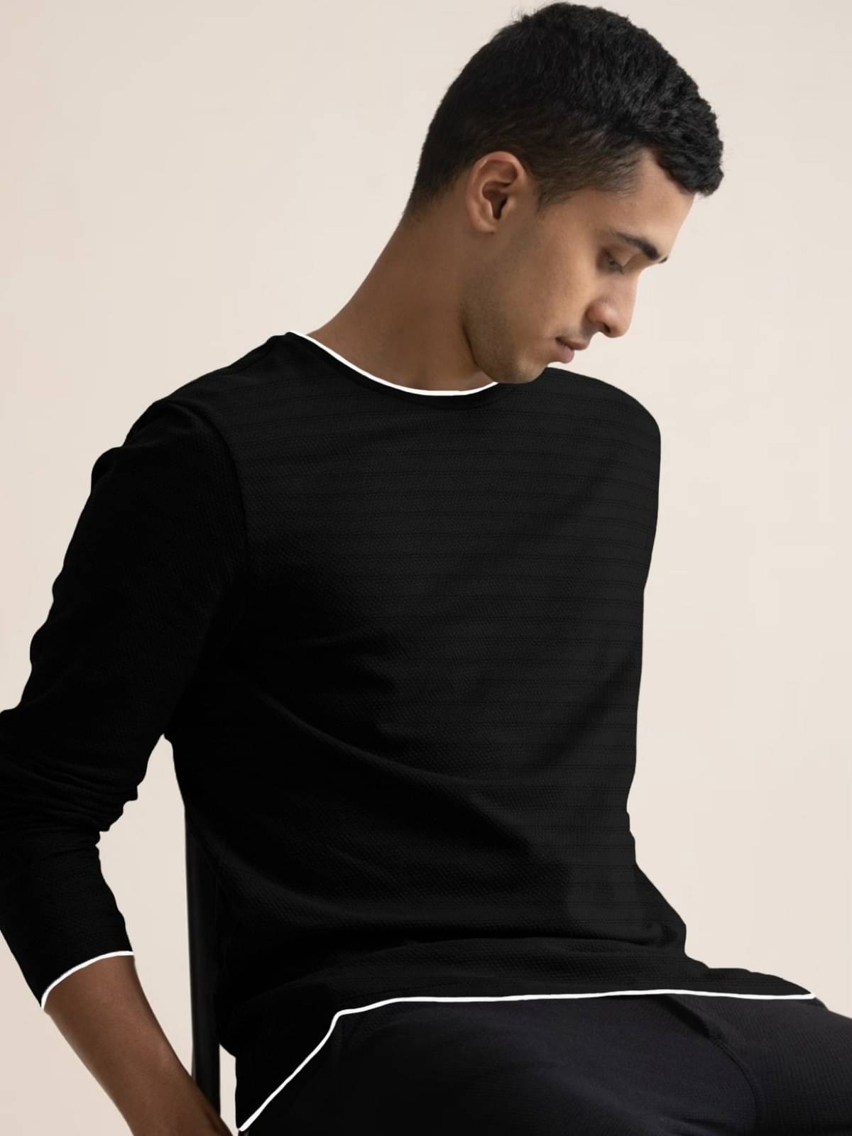The Dry State Cotton Slim Fit Striped Full Sleeves Men's Round T-Shirt - Black ( Pack of 1 )     			The Dry State Cotton Slim Fit Striped Full Sleeves Men's Round T-Shirt - Black ( Pack of 1 )