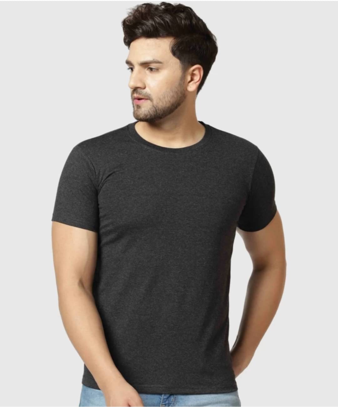     			AvINTL Polyester Regular Fit Solid Half Sleeves Men's Round T-Shirt - Black ( Pack of 1 )