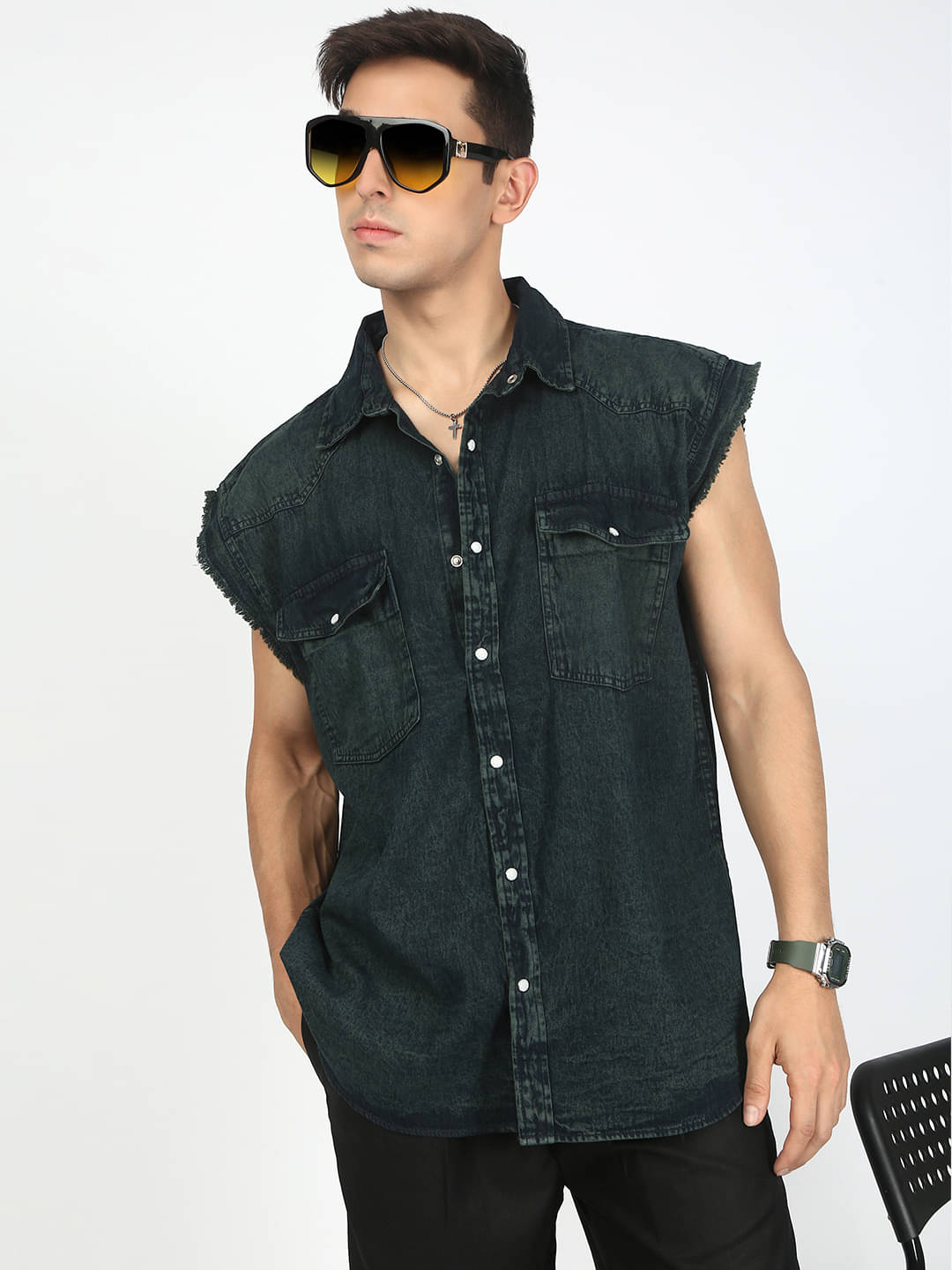 Bene Kleed 100% Cotton Oversized Fit Solids Sleeveless Men's Casual Shirt - Blue ( Pack of 1 ) Bene Kleed 100% Cotton Oversized Fit Solids Sleeveless Men's Casual Shirt - Blue ( Pack of 1 )