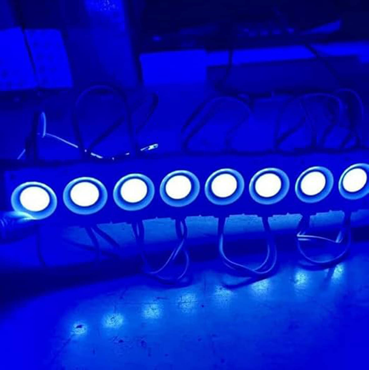     			Kapoor trading 3W Multicolor Emergency Light ( Pack of 10 )