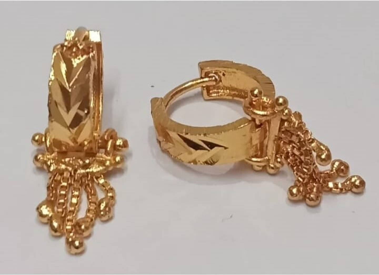     			Mehak Creation Gold Drop Earrings ( Pack of 1 )