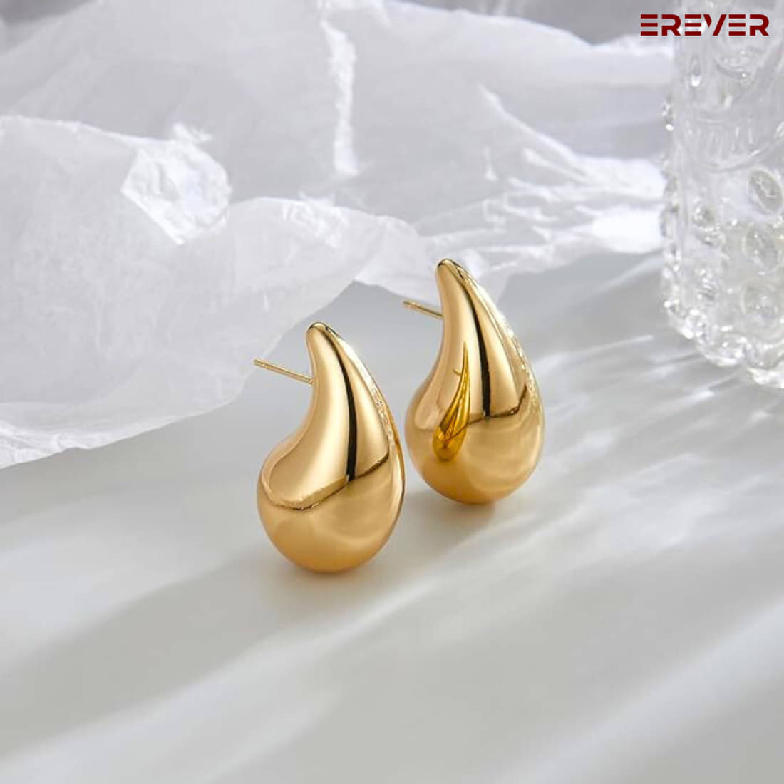     			Mehak Creation Gold Stud Earrings ( Pack of 1 )