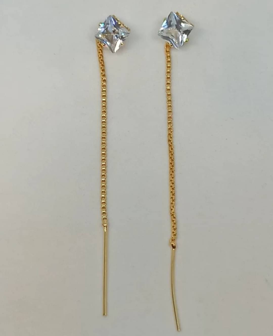     			Mehak Creation Gold Threader Earrings ( Pack of 1 )