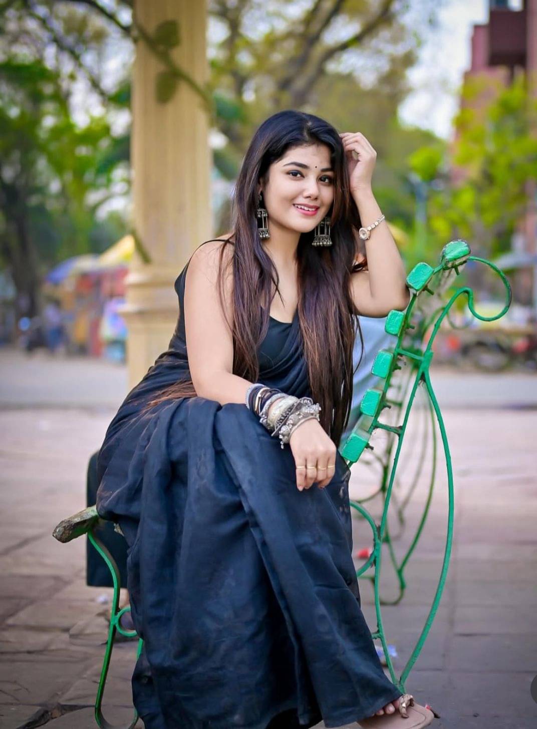 SARADA HANDLOOM Cotton Silk Solid Saree With Unstitched Blouse Piece ( Black ) SARADA HANDLOOM Cotton Silk Solid Saree With Unstitched Blouse Piece ( Black )