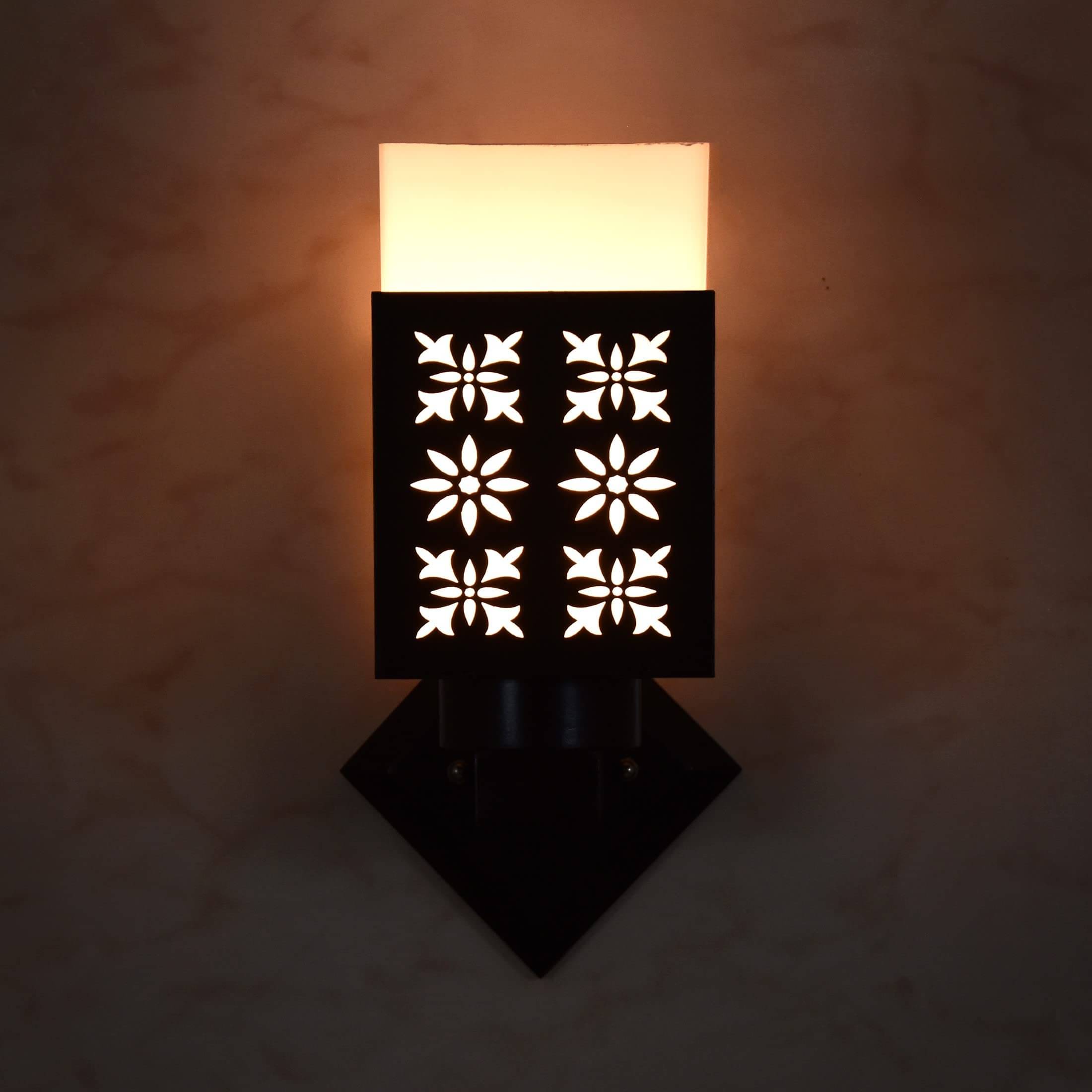     			1st Time Multicolor Up Light Wall Lamp ( Pack of 1 )