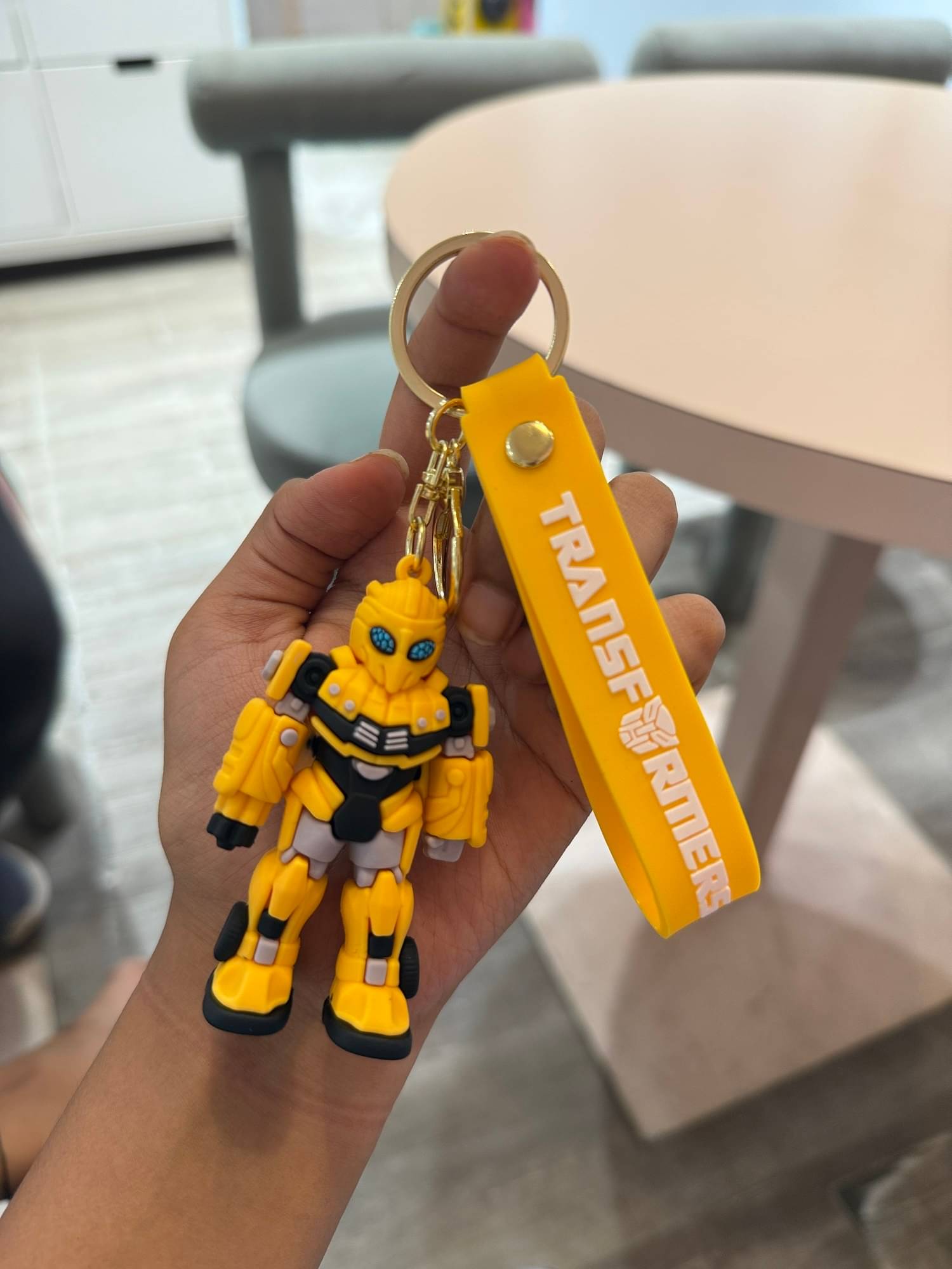     			Cartoon Style Transformer Silicone Keychain | Durable Bag Charm for Kids | Ideal Gift for Boys & Superhero Fans