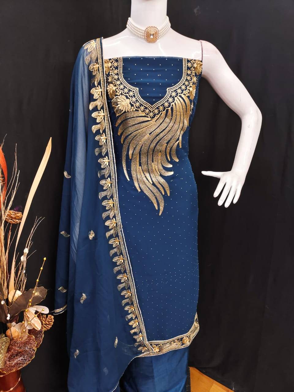     			HL SILKMILLS Unstitched Georgette Embroidered Dress Material - Blue ( Pack of 1 )