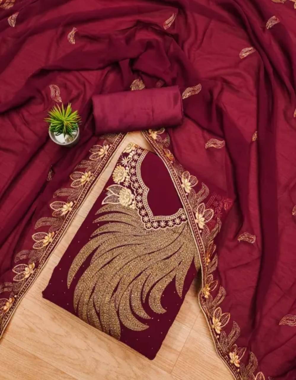     			HL SILKMILLS Unstitched Georgette Embroidered Dress Material - Maroon ( Pack of 1 )