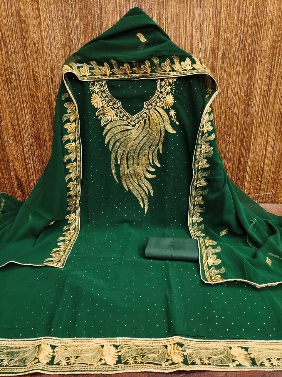 HL SILKMILLS Unstitched Georgette Embroidered Dress Material - Green ( Pack of 1 )     			HL SILKMILLS Unstitched Georgette Embroidered Dress Material - Green ( Pack of 1 )