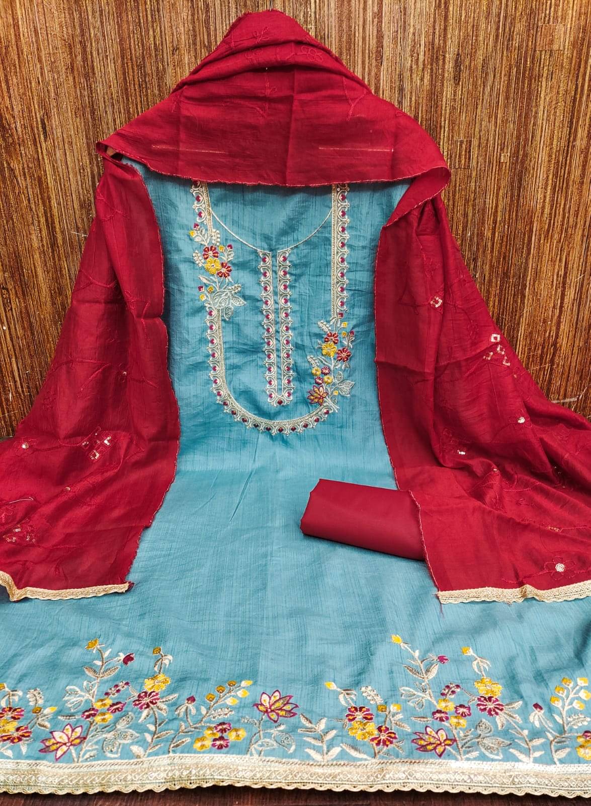     			HL SILKMILLS Unstitched Silk Blend Embroidered Dress Material - Red ( Pack of 1 )