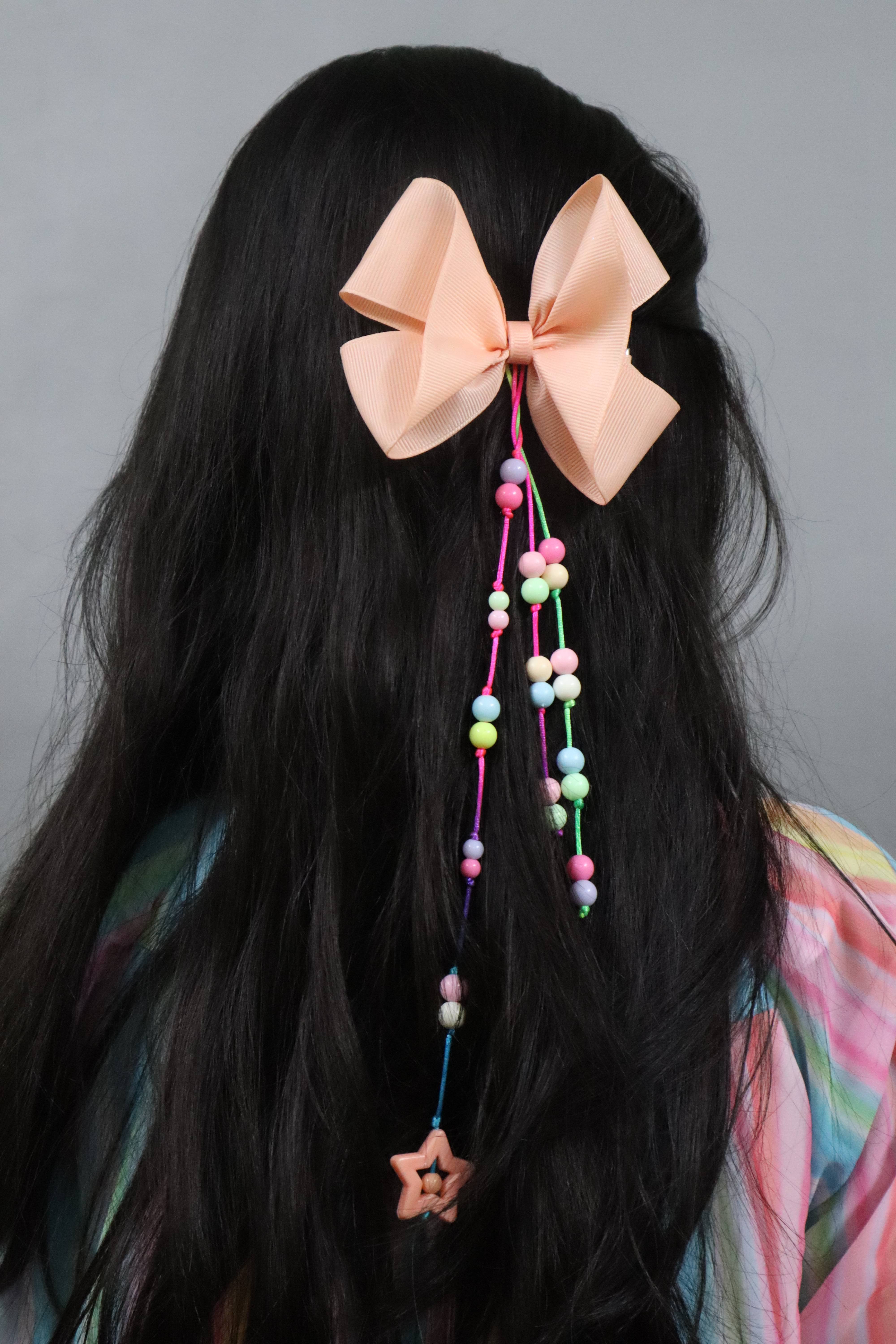     			Kamule Beaded Dangler Bow on Alligator Clip Pack of 1 - Peach