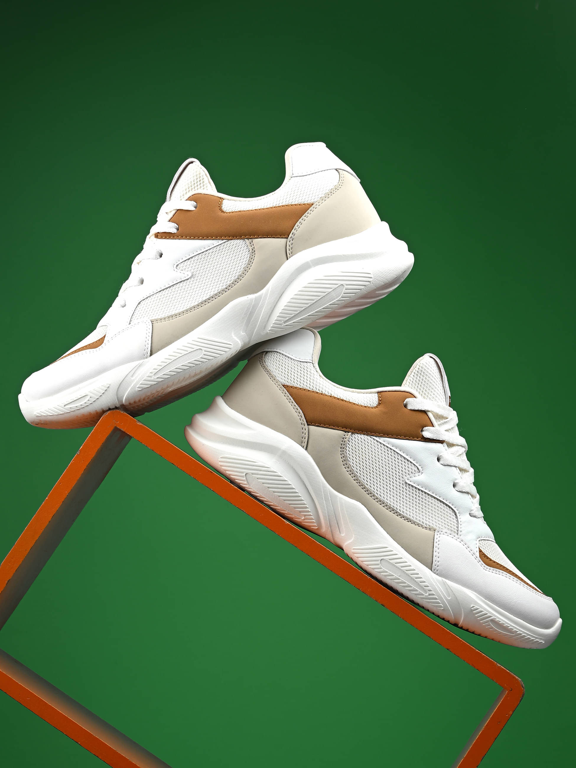     			OFF LIMITS ROGER Off White Men's Sports Running Shoes
