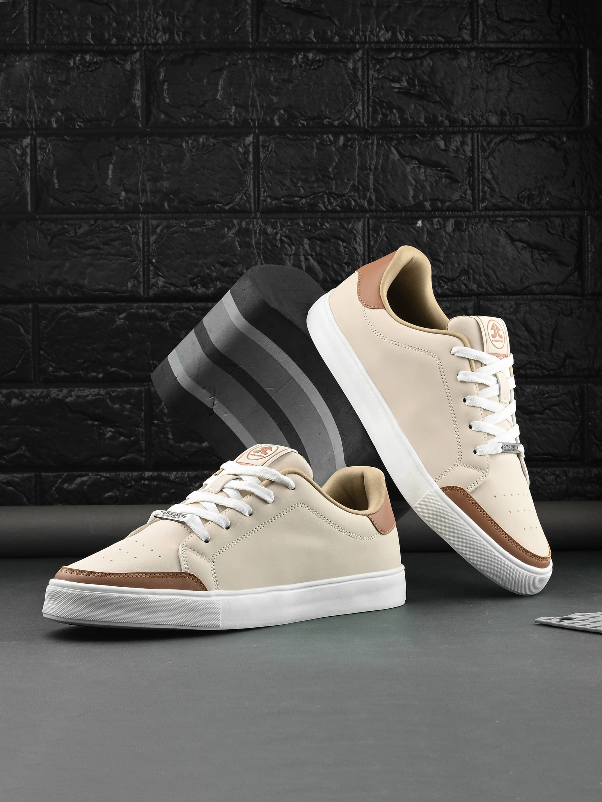     			OFF LIMITS SKYLINE Cream Men's Sneakers