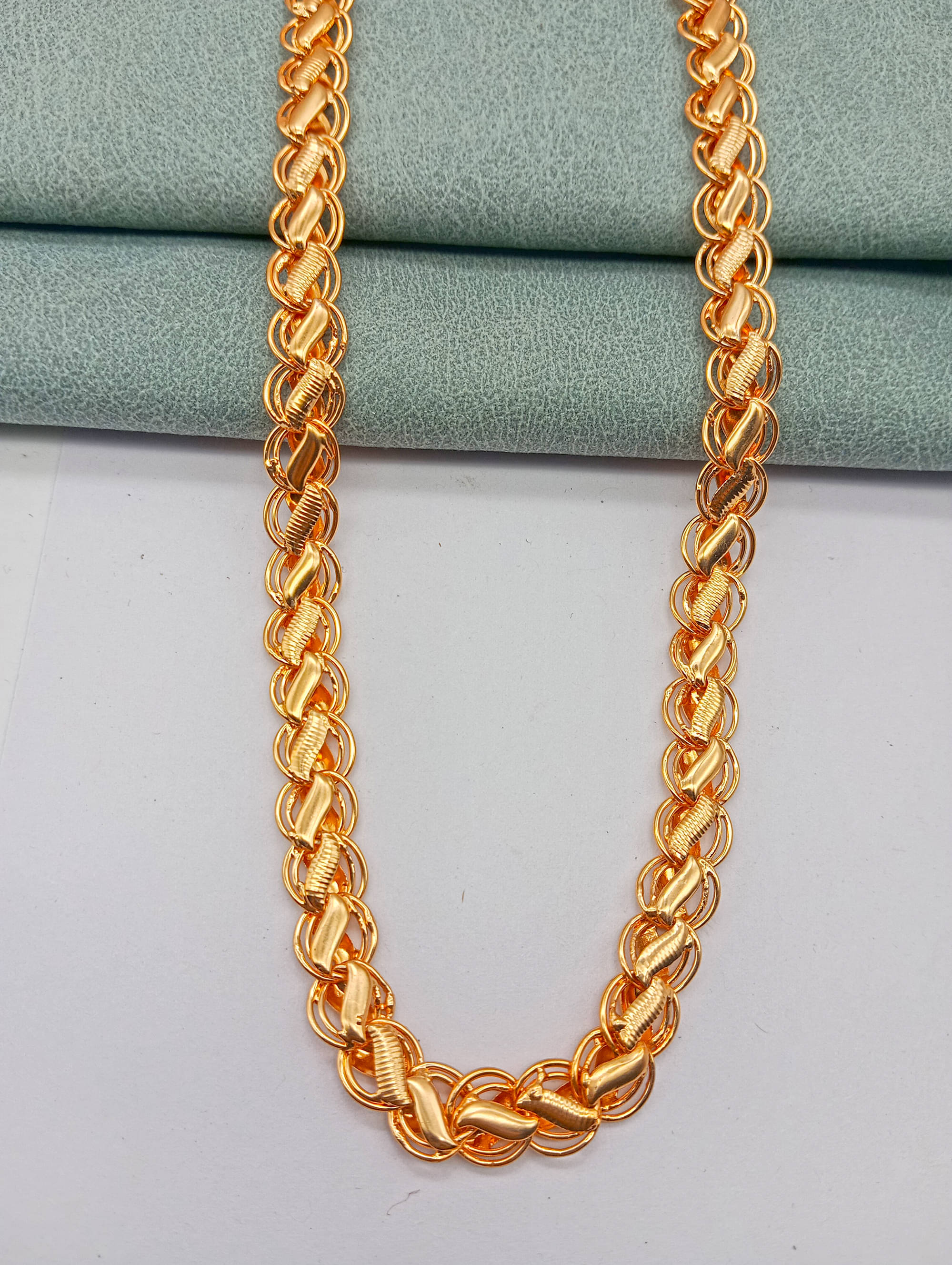     			RANEM Gold Plated Chain ( Set of 1 )