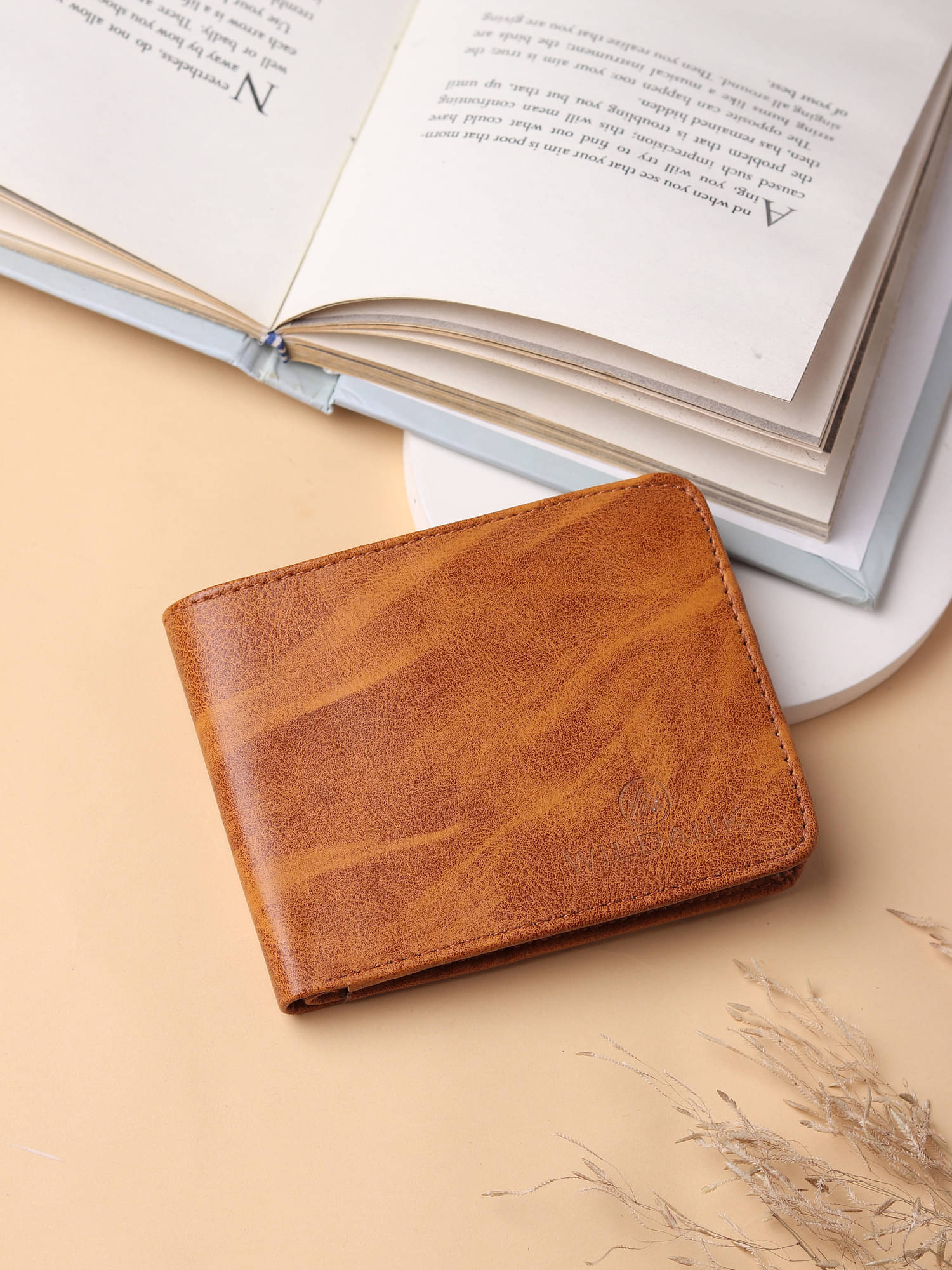    			WILDAUK PU Printed Men's Regular Wallet With 4 Slots For Card ( Tan , Pack of 1 )