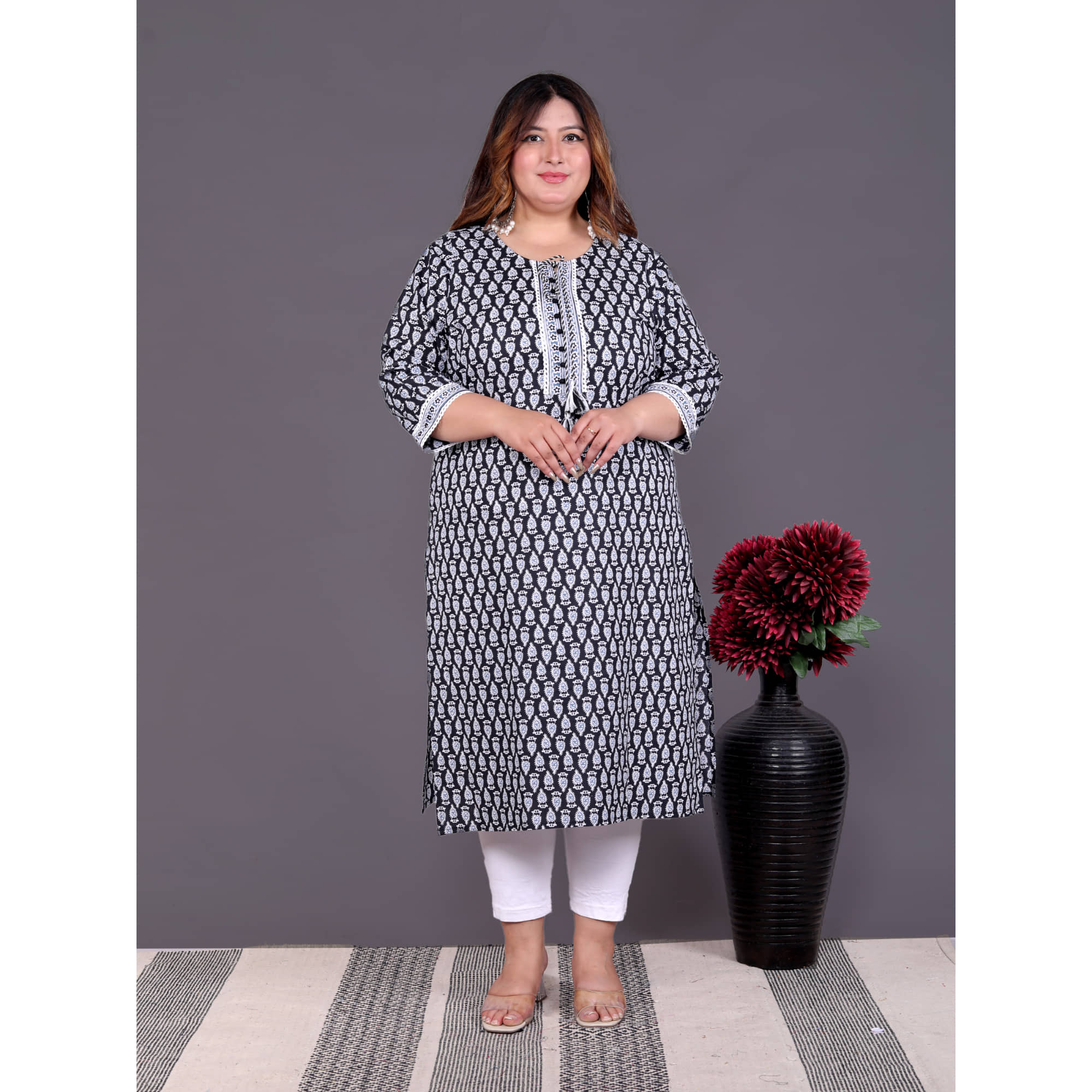 Avnii Pack of 1 Cotton Printed Straight Women's Kurti - ( Black ) - Kurtis, Tunics | Buy online on ZillyBuy
