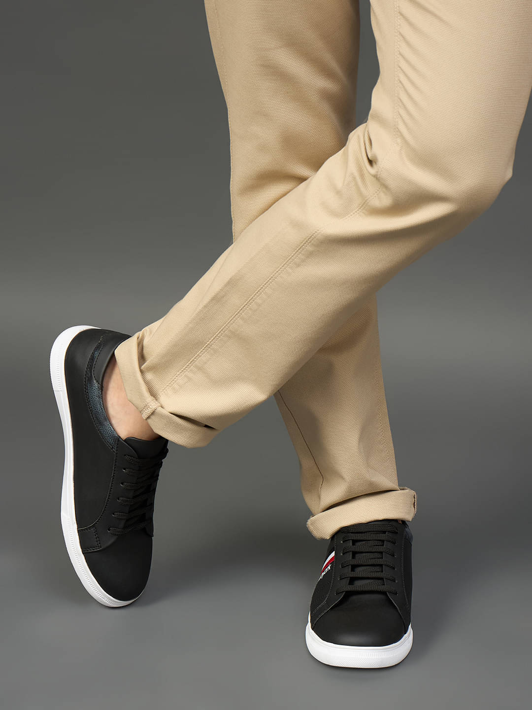     			Club York Black Men's Sneakers