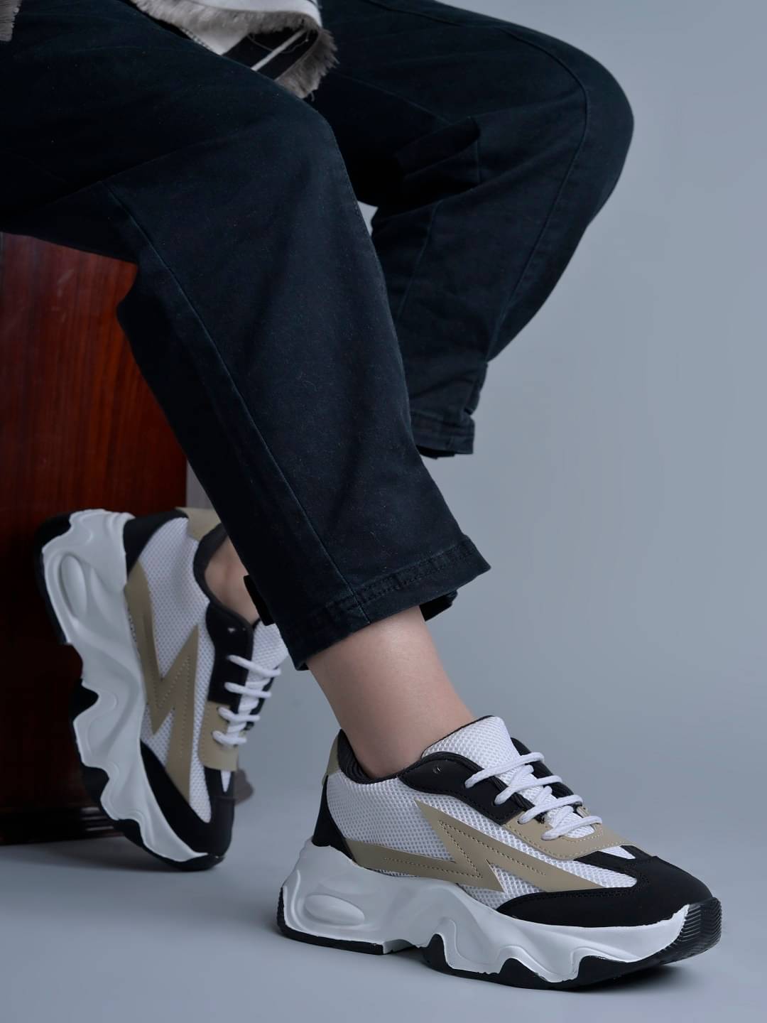     			JM Looks White Women's Sneakers