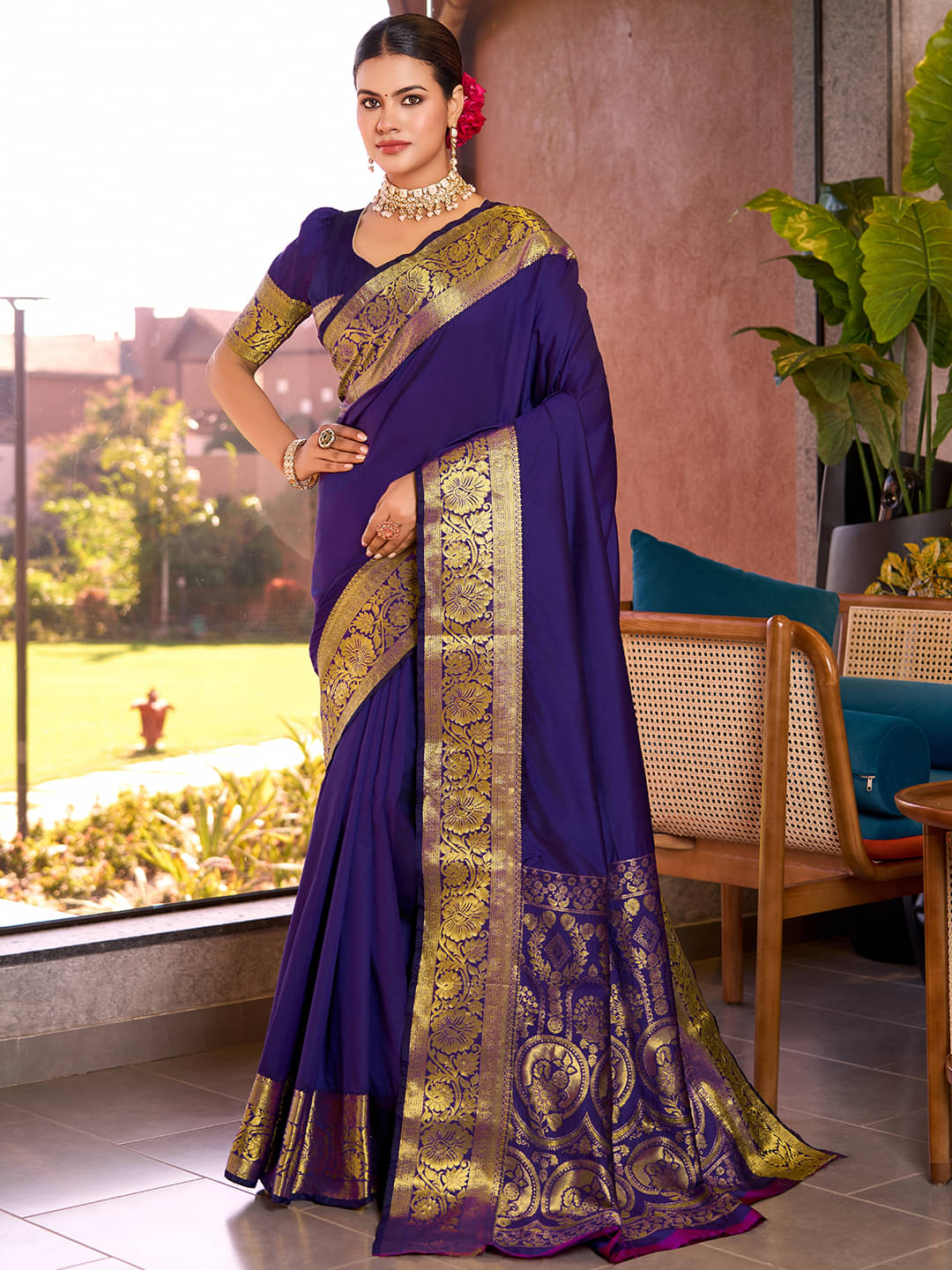 Nayanthara Trends Silk Blend Printed Saree With Unstitched Blouse Piece ( Blue ) Nayanthara Trends Silk Blend Printed Saree With Unstitched Blouse Piece ( Blue )