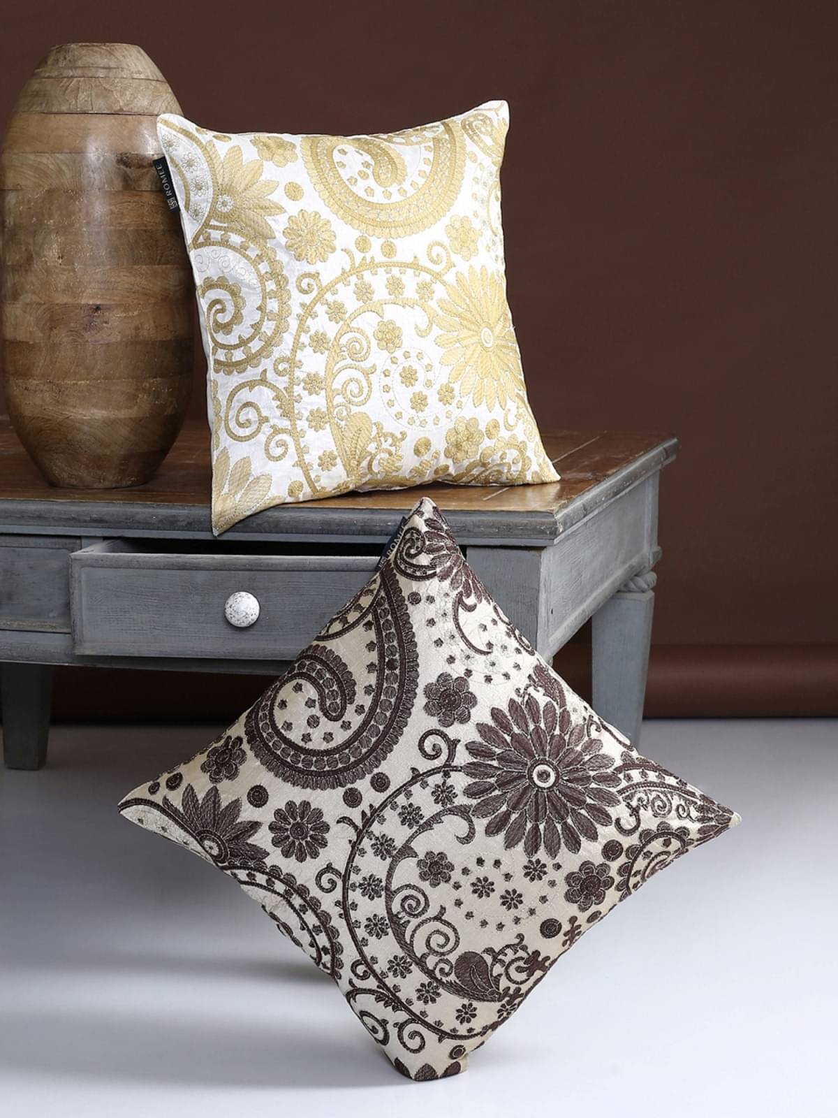     			Romee Set of 2 Polyester Floral Square Cushion Cover (40X40)cm - Multi