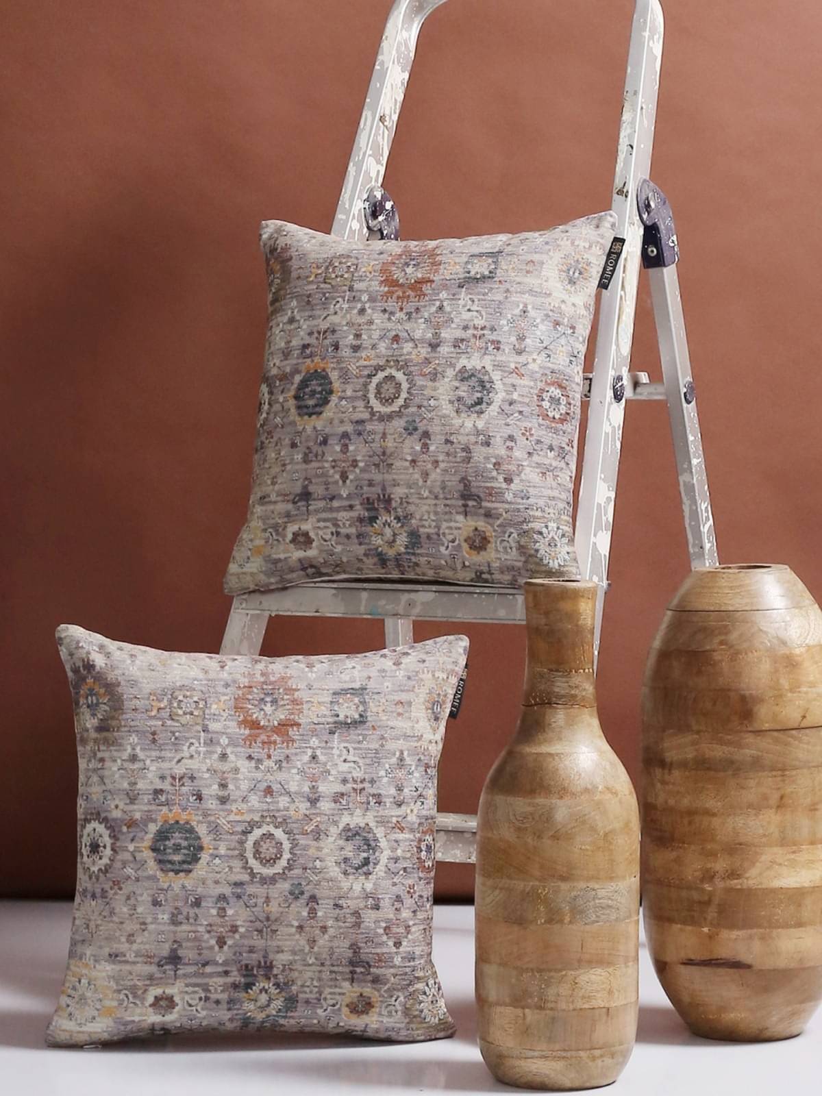     			Romee Set of 2 Polyester Ethnic Square Cushion Cover (40X40)cm - Multi