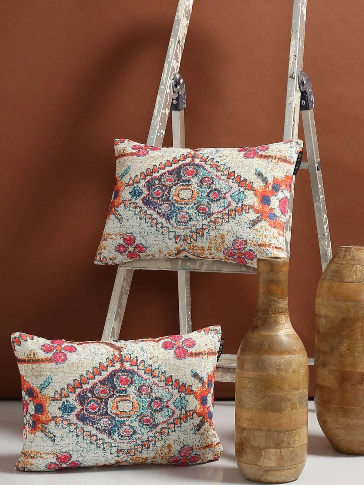     			Romee Set of 2 Polyester Ethnic Rectangular Cushion Cover (30X45)cm - Multi