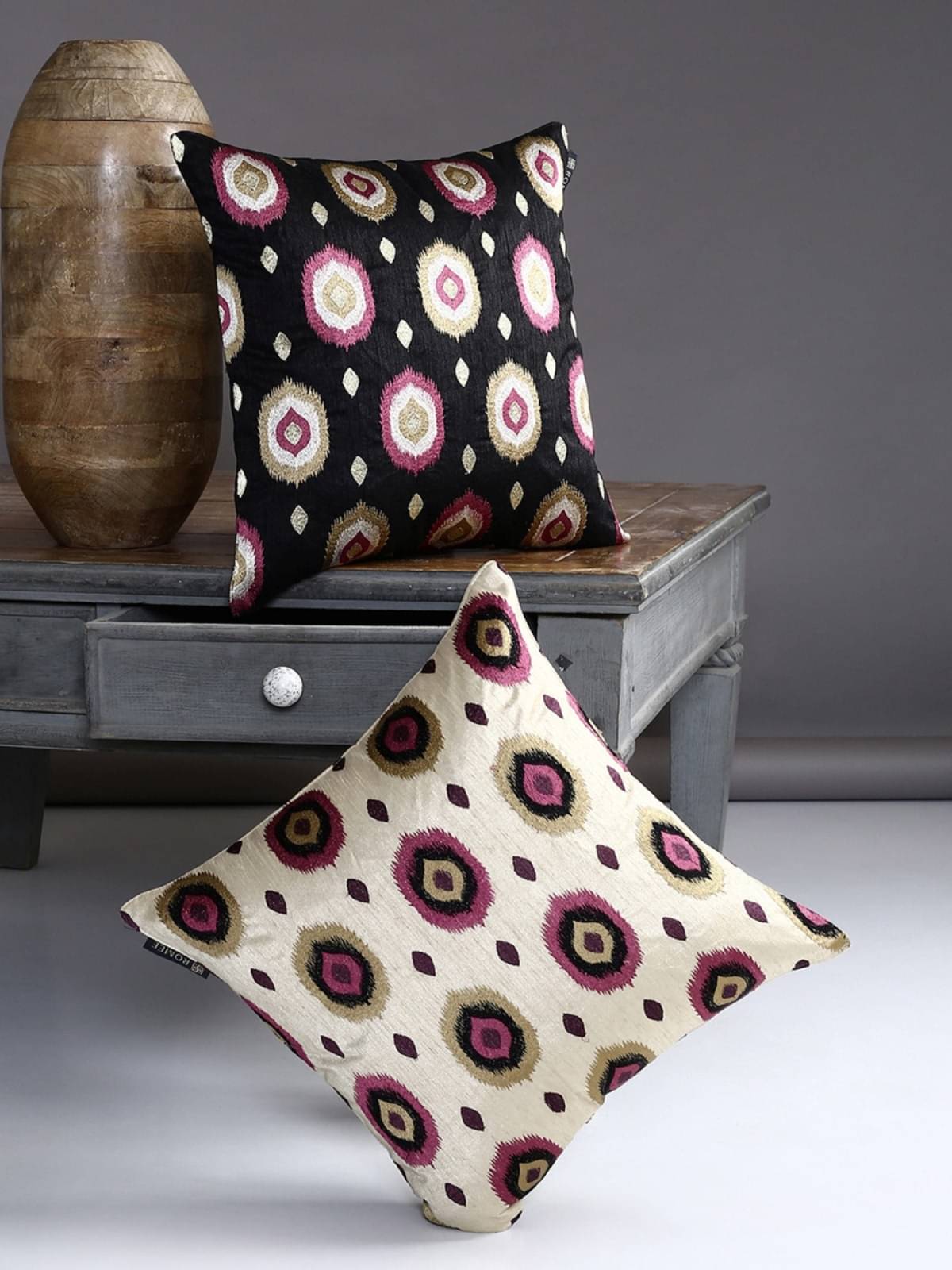     			Romee Set of 2 Polyester Ethnic Square Cushion Cover (40X40)cm - Multicolor